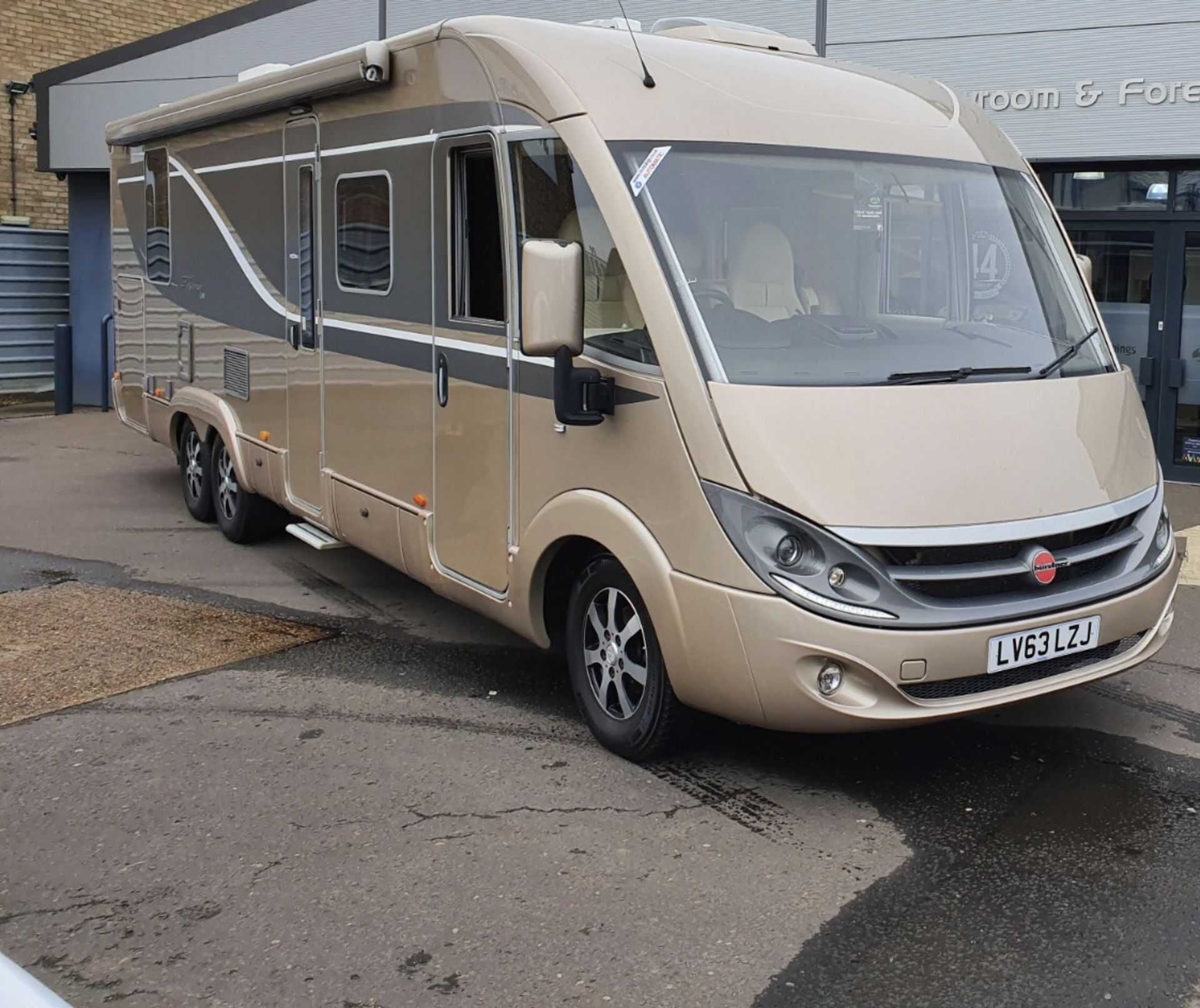 2013 BURSTNER ELEGANCE i890 3.0 AUTOMATIC PREMIUM 4 BERTH MOTOR HOME 6X2