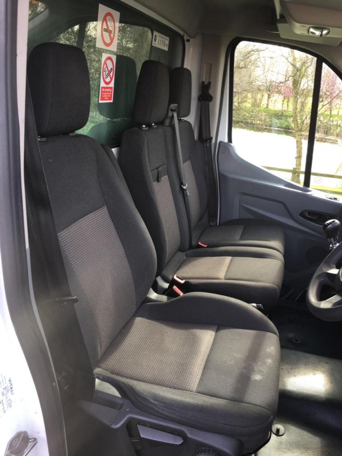 2015 FORD TRANSIT LUTON 350 VAN WITH TAIL LIFT **EURO5** - Image 13 of 19