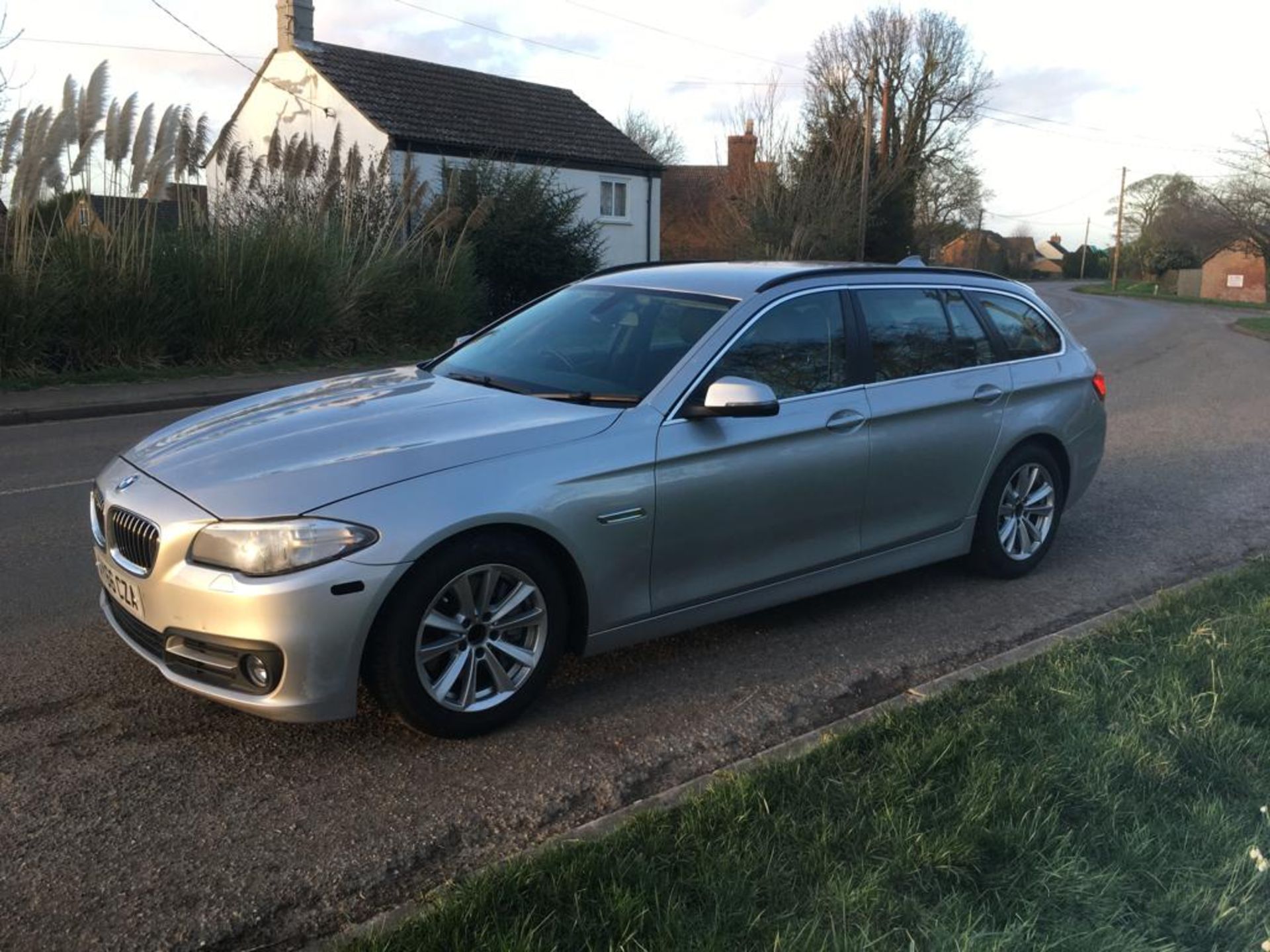 2016 BMW 530D AC AUTO ESTATE **ONE OWNER FROM NEW** - Image 4 of 15