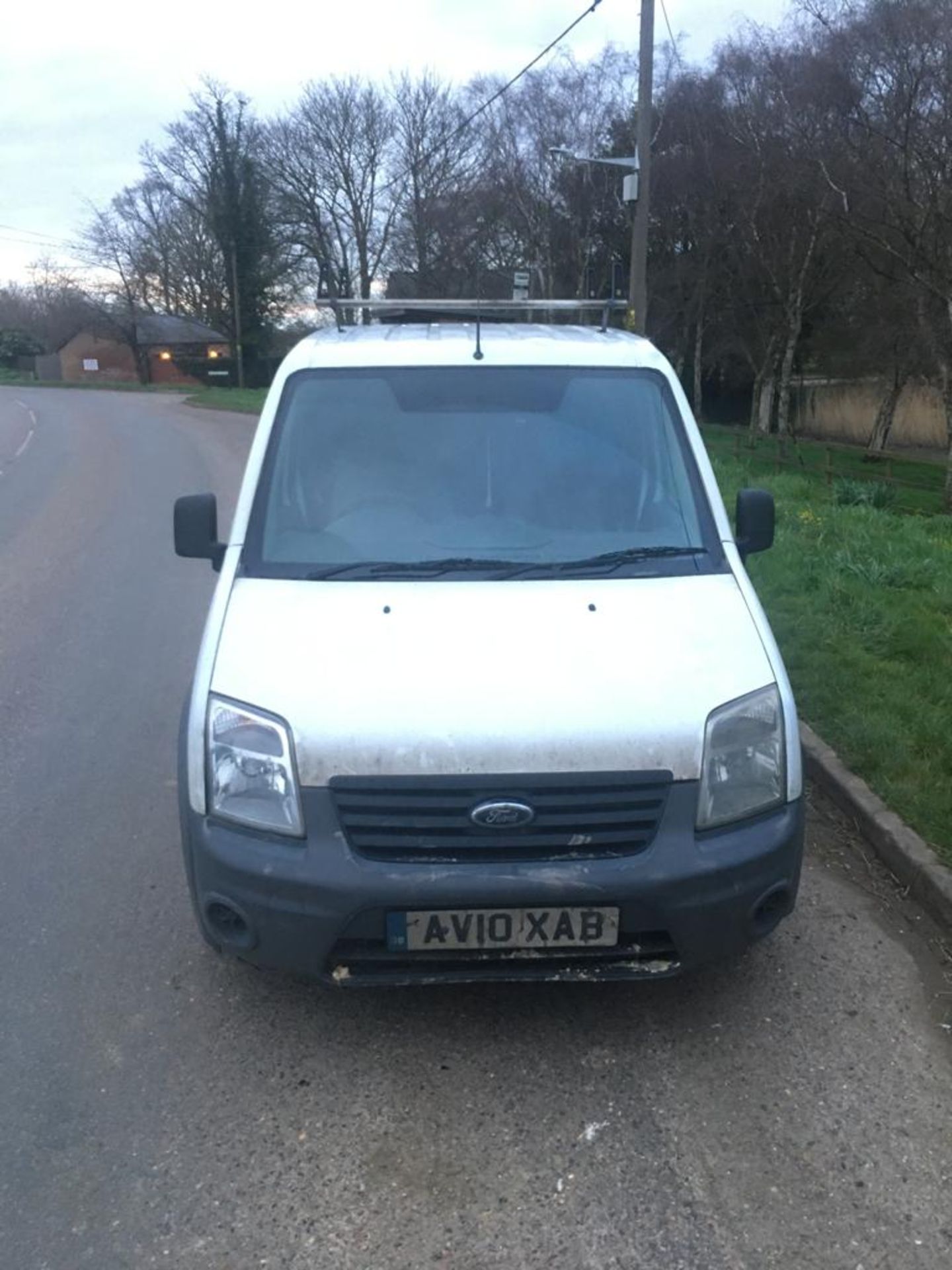 2010 FORD TRANSIT CONNECT - Image 2 of 14