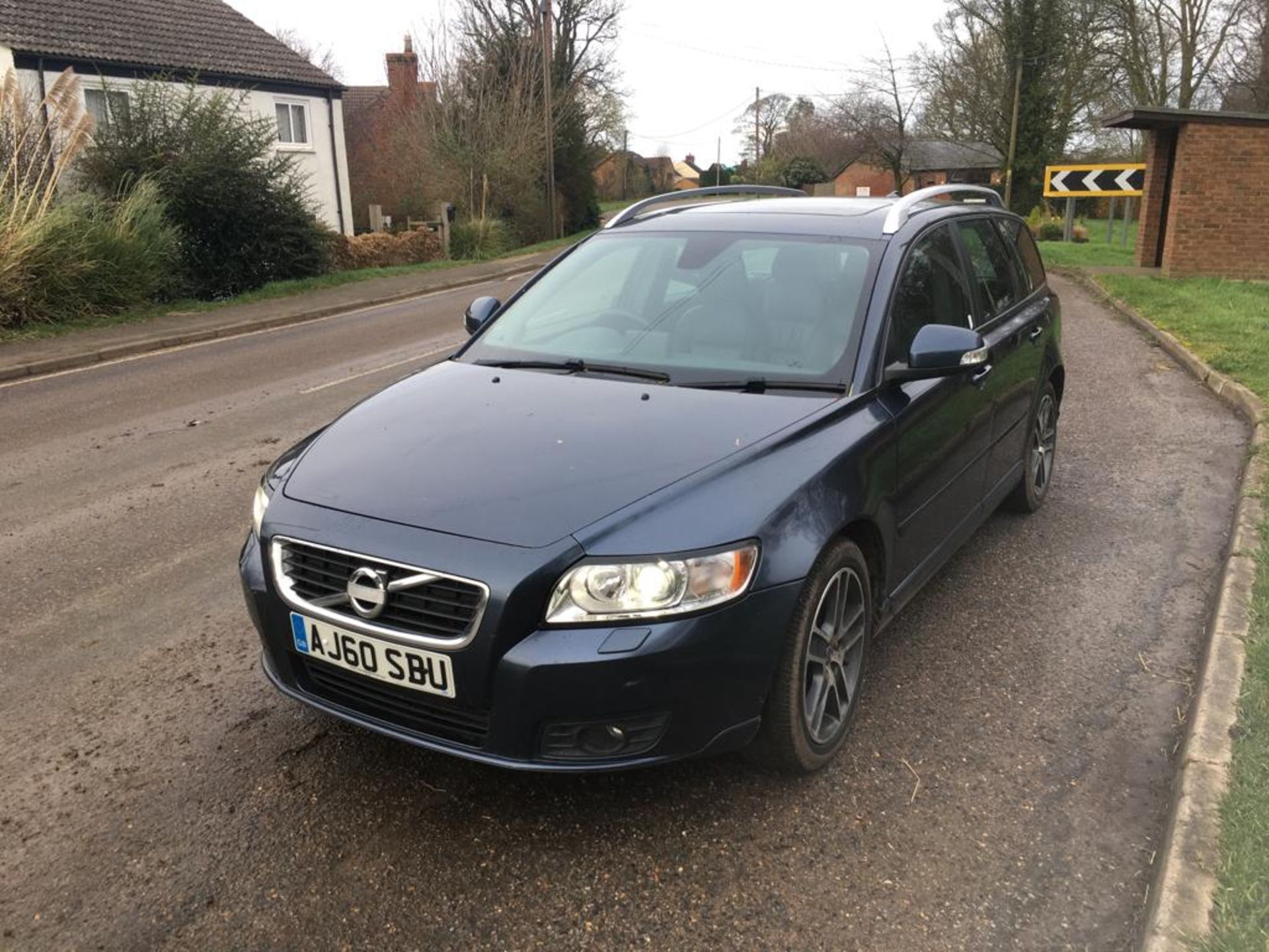 2011 VOLVO V50 SE LUX DRIVE START/STOP - Image 3 of 19