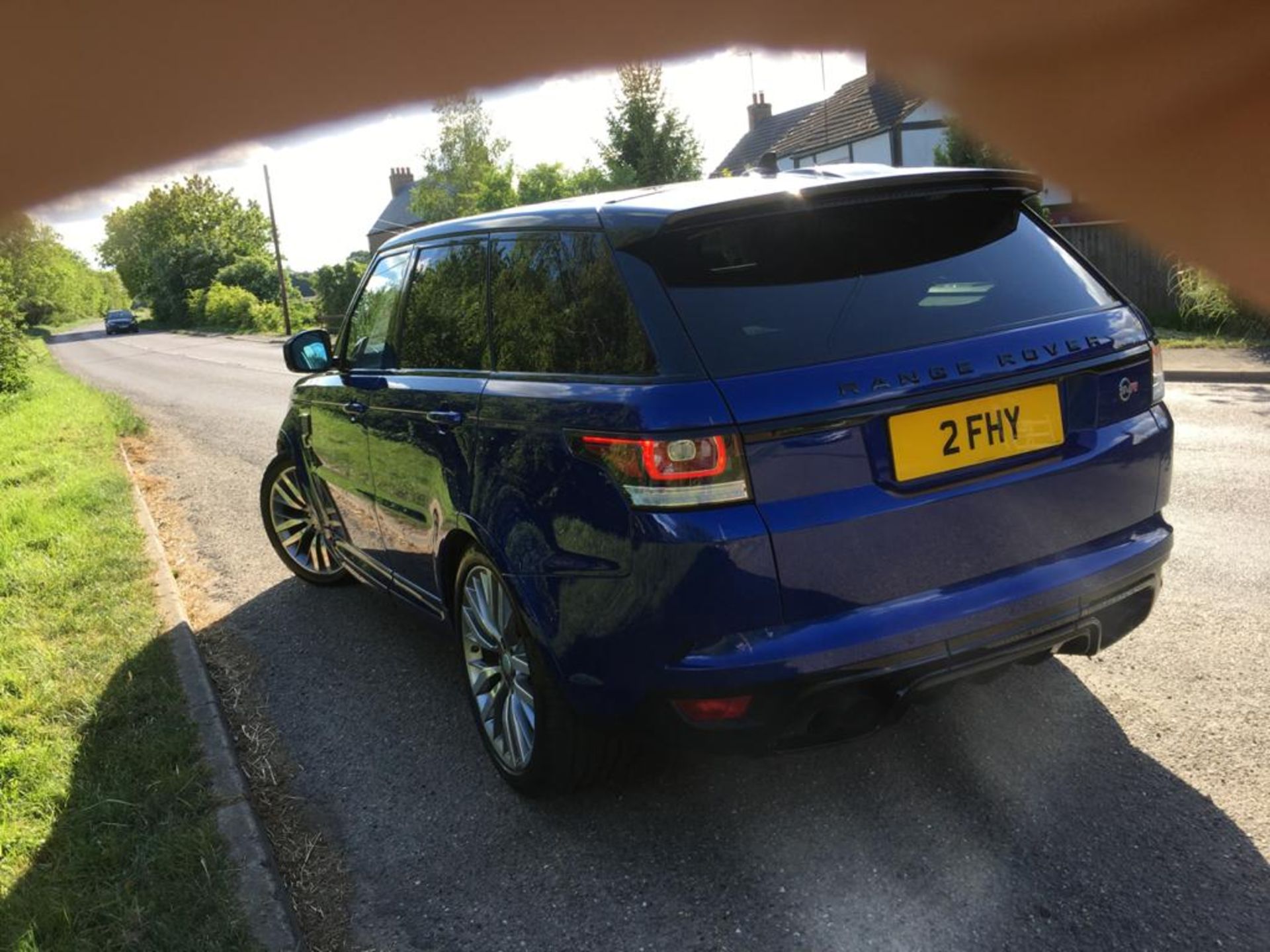 2015 RANGE ROVER SPORT SVR AUTO **ONE OWNER FROM NEW**10% BUYERS PREMIUM** - Image 15 of 32