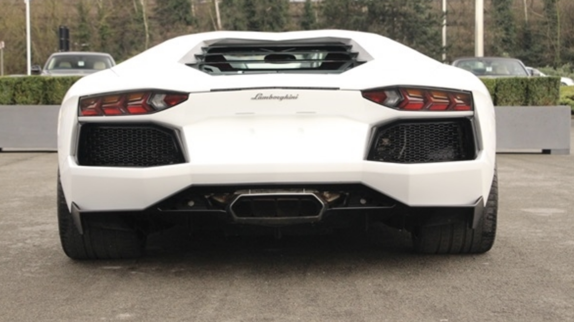 2014 LAMBORGHINI AVENTADOR **ONE FORMER KEEPER FROM NEW** - Image 3 of 14
