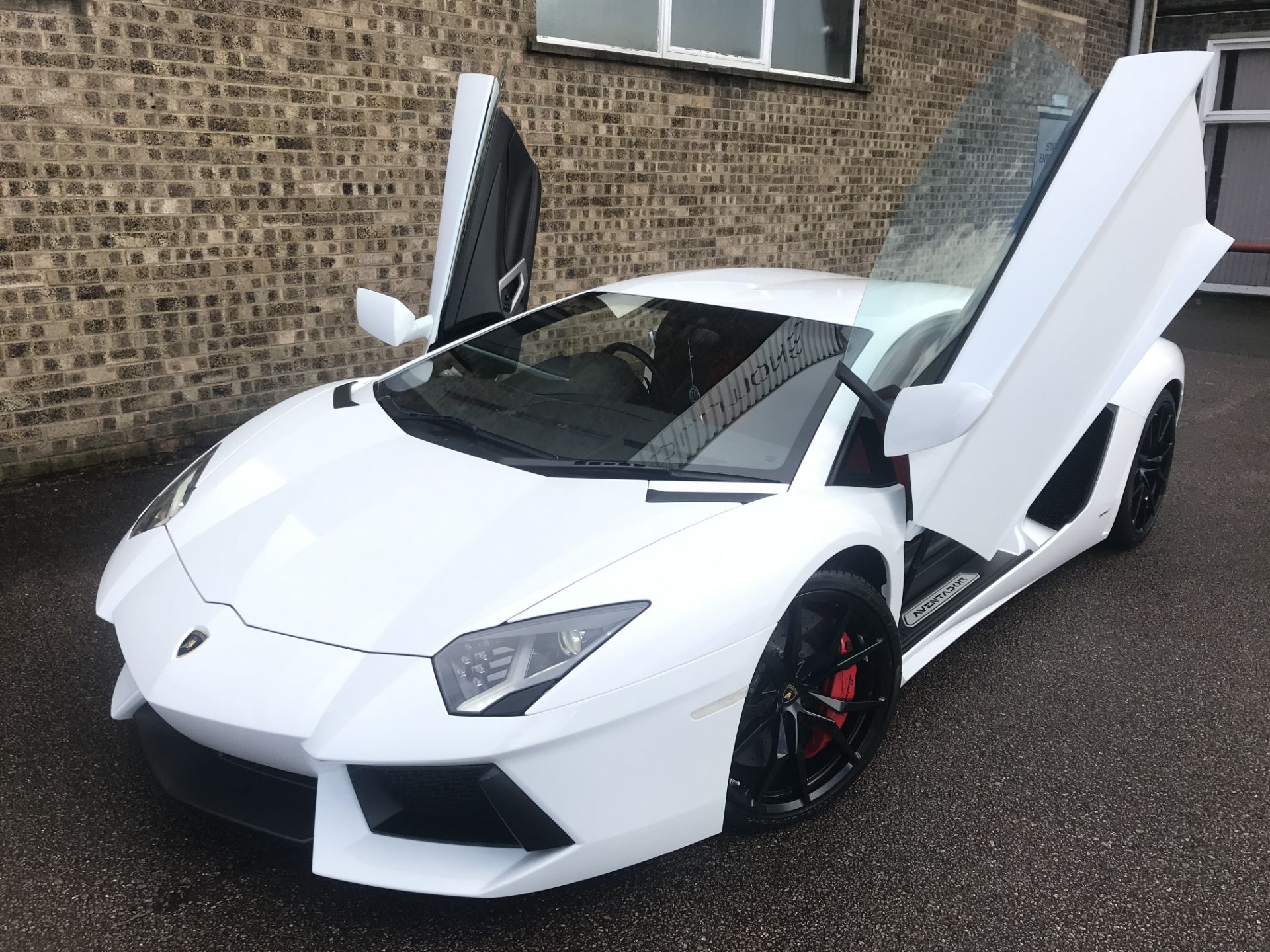 2014 LAMBORGHINI AVENTADOR **ONE FORMER KEEPER FROM NEW**