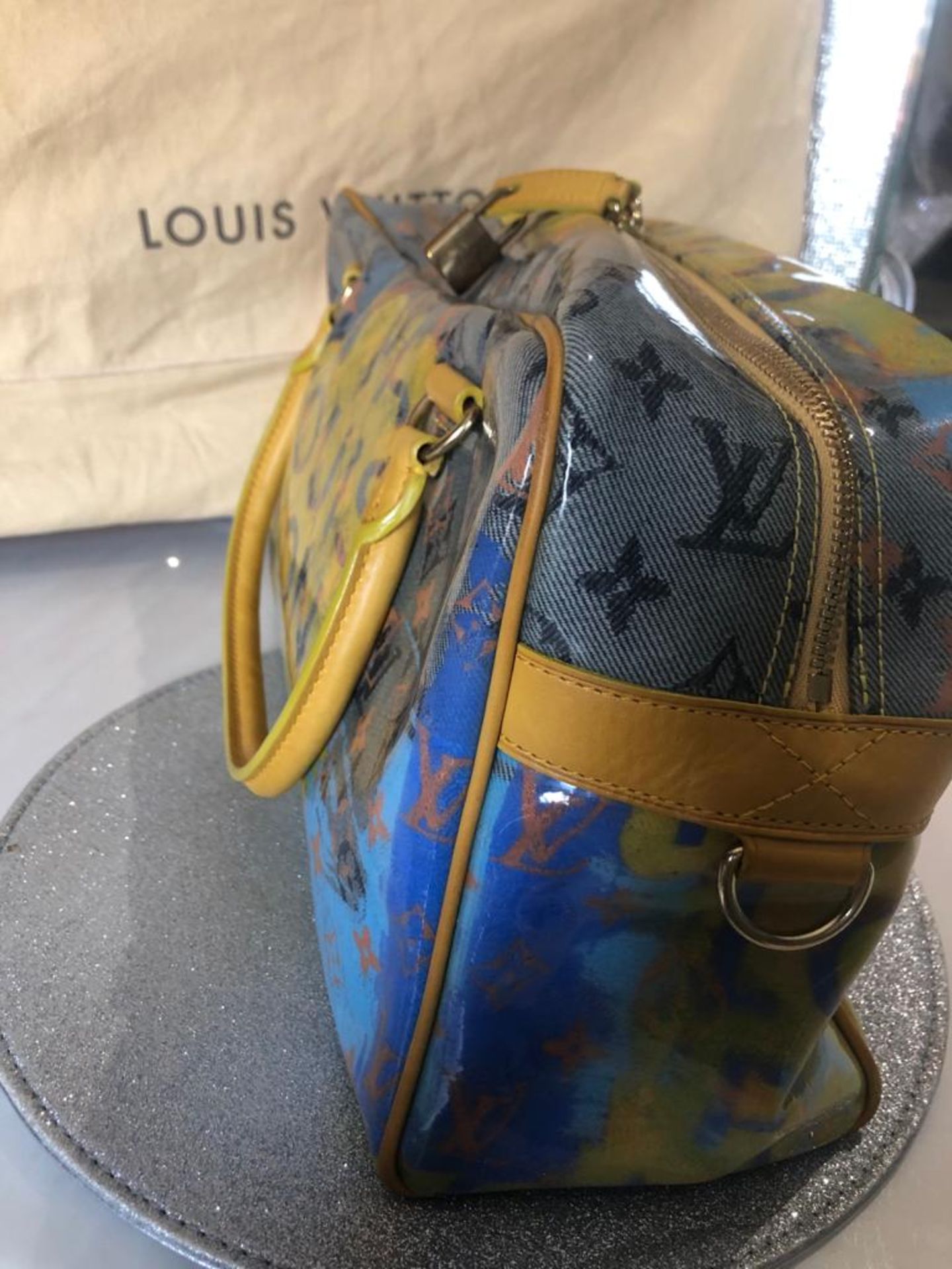 LOUIS VUITTON PARIS LADIES BAG CONDITION: USED **NO VAT ON HAMMER PRICE**