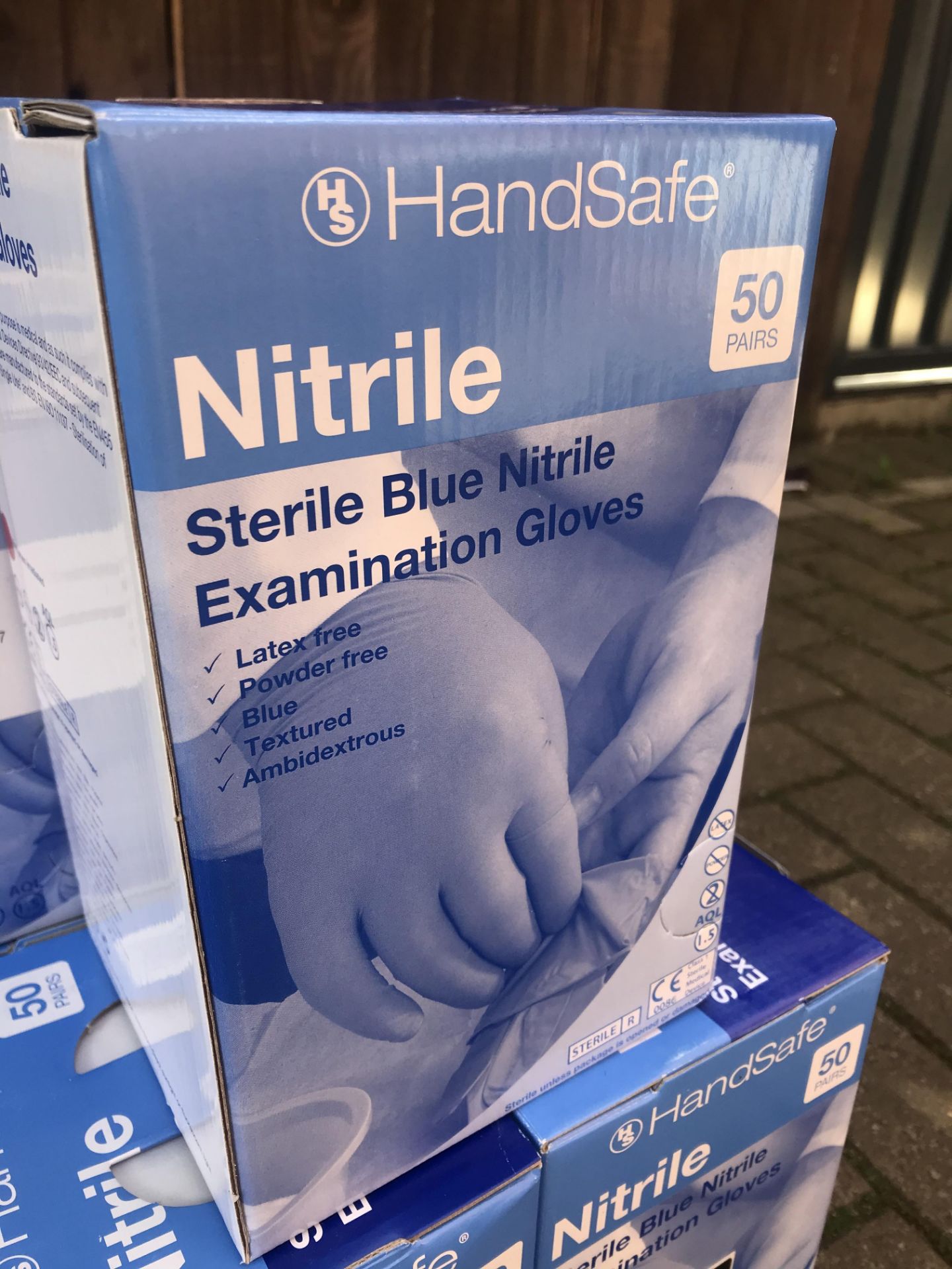 1,100 HANDSAFE NITRILE STERILE BLUE EXAMINATION GLOVES - Image 3 of 4