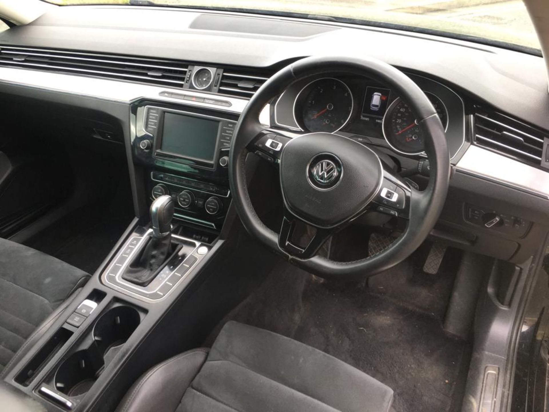 2015 VOLKSWAGEN PASSAT GT TDI ESTATE AUTO DSG - Image 14 of 30