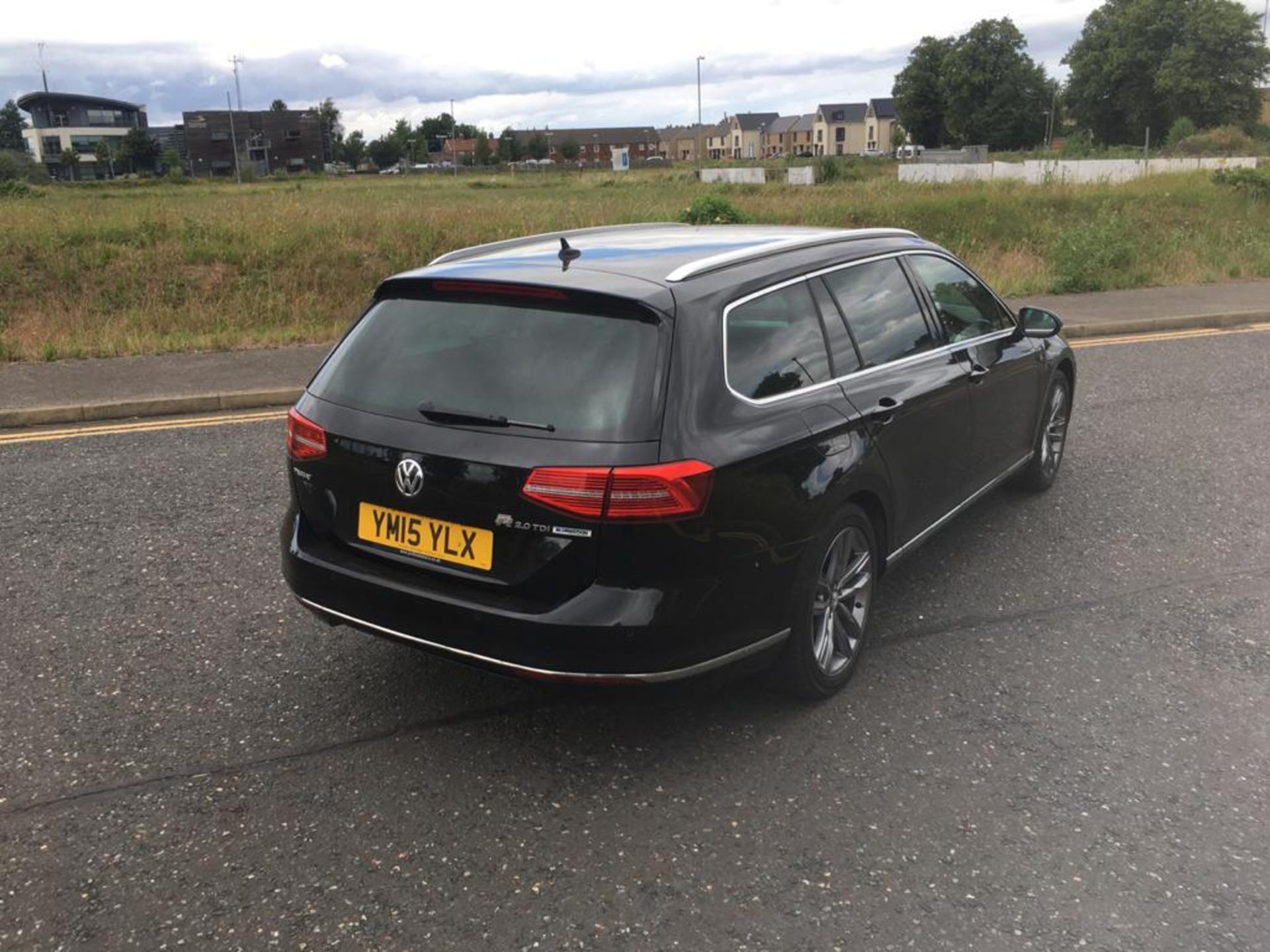 2015 VOLKSWAGEN PASSAT GT TDI ESTATE AUTO DSG - Image 5 of 30