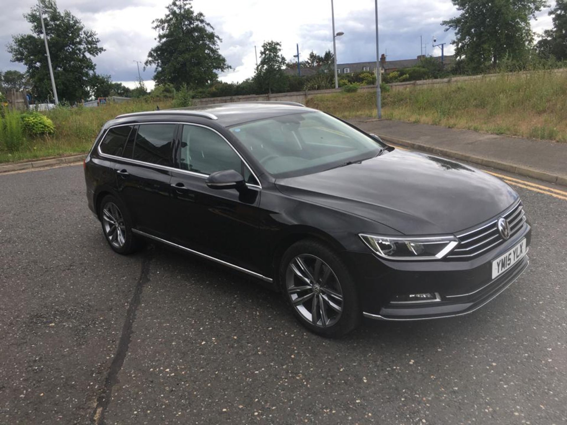 2015 VOLKSWAGEN PASSAT GT TDI ESTATE AUTO DSG - Image 4 of 30