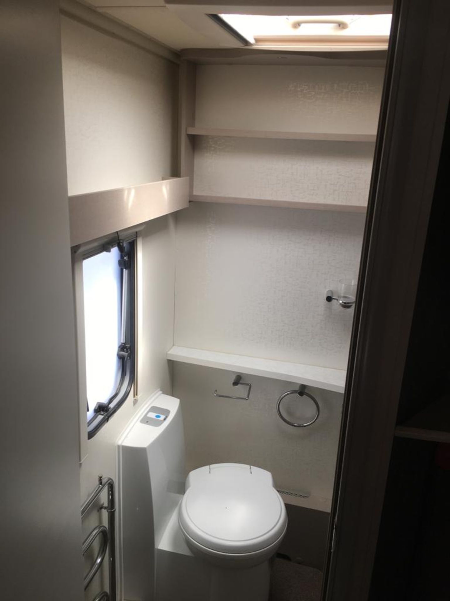 2014 STERLING ECCLES SE CARAVAN 6 BERTH - Image 33 of 34