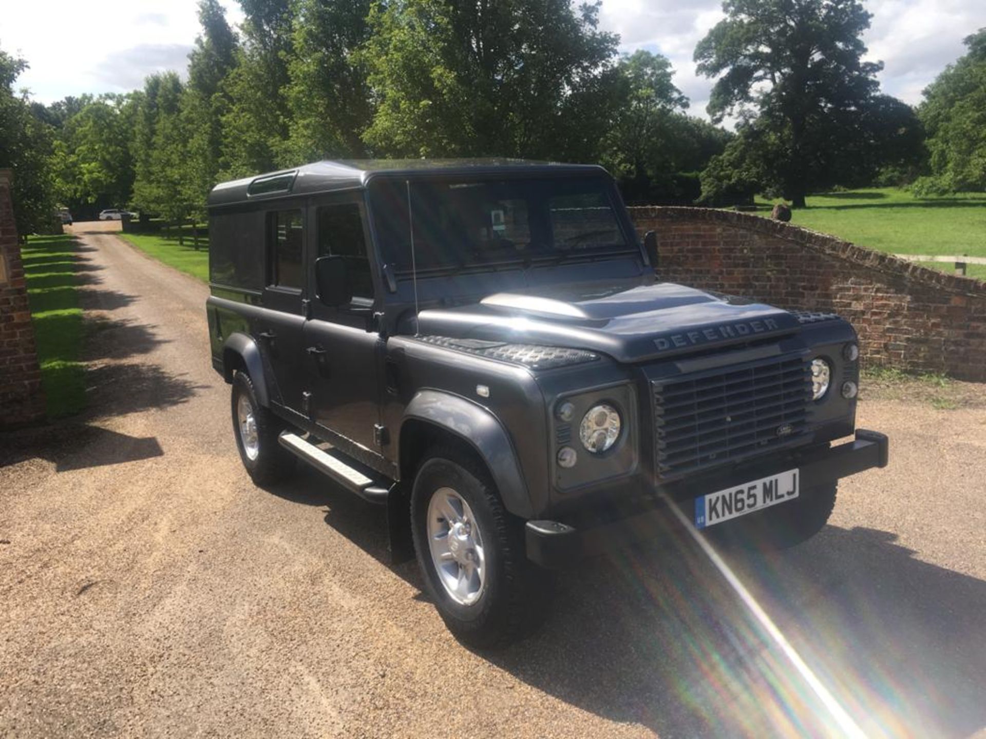 2015 LAND ROVER DEFENDER 110 XS **ONE OWNER FROM NEW**