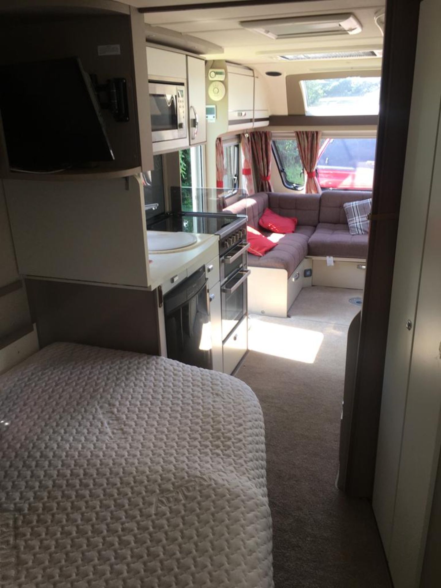 2014 STERLING ECCLES SE CARAVAN 6 BERTH - Image 29 of 34