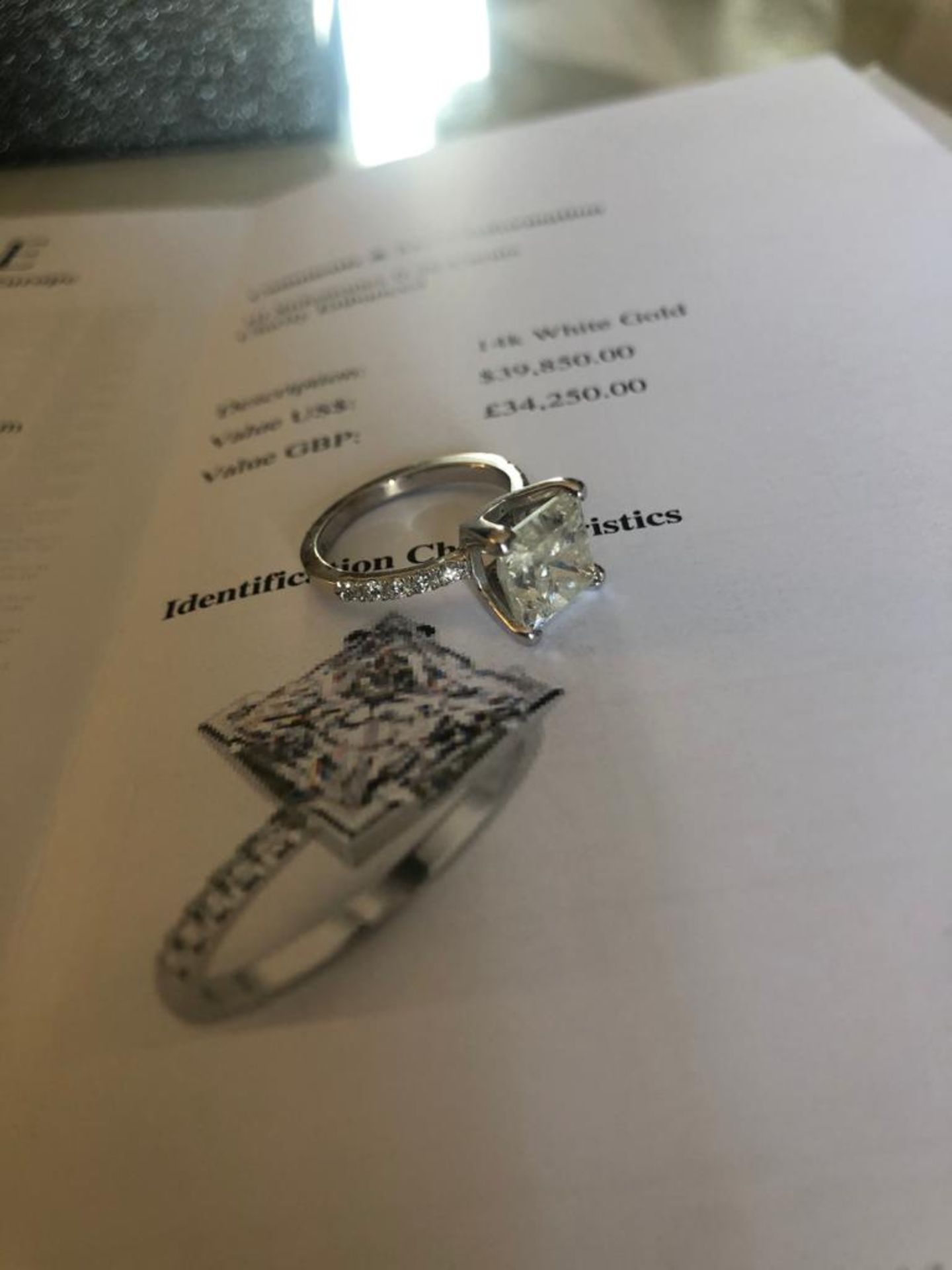 4.01 CT APPROX PRINCESS CUT DIAMOND RING - Image 2 of 7