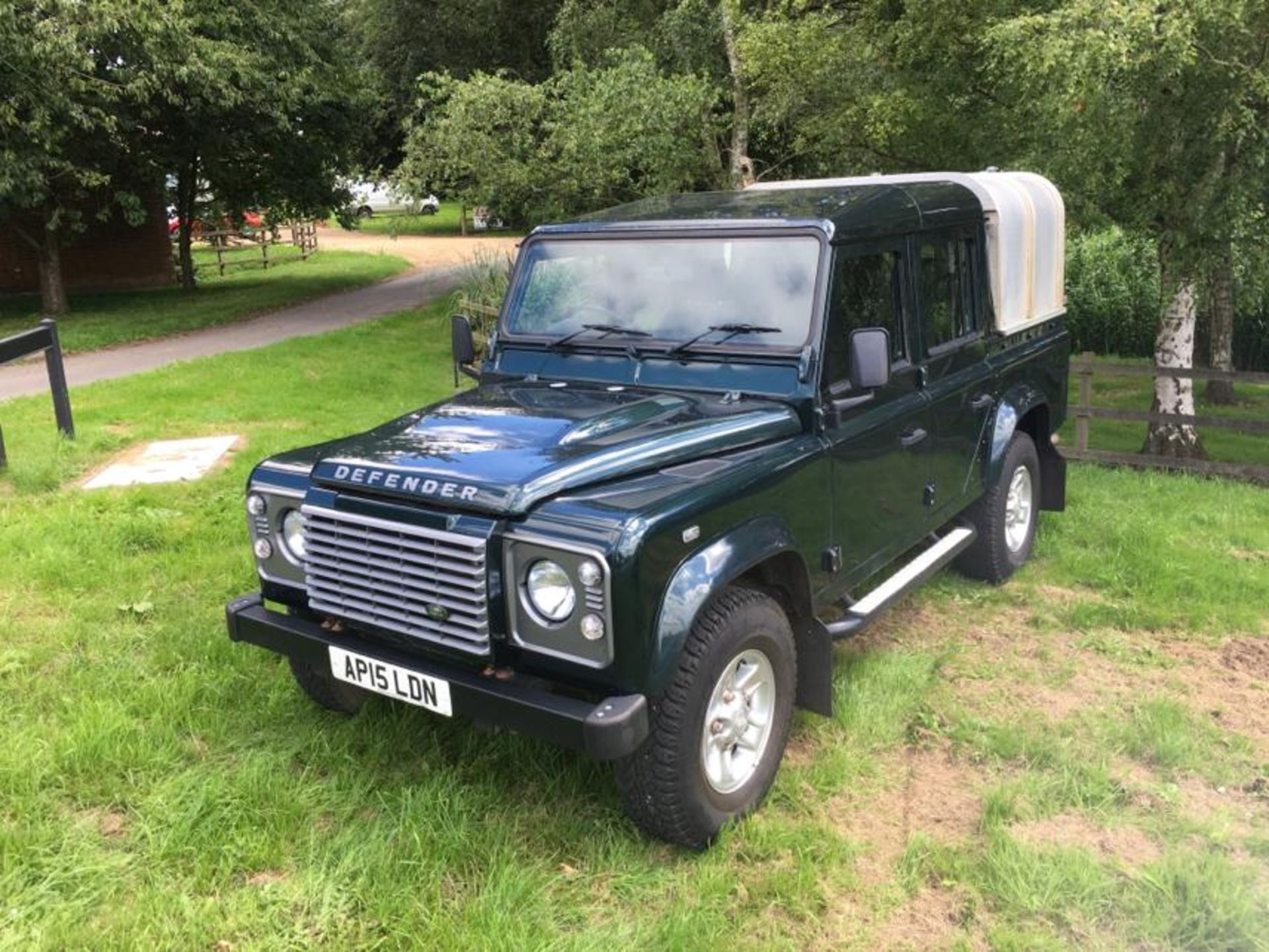 2015 LAND ROVER DEFENDER 2.2 TDCI 110 XS DOUBLE CAB PICKUP - Image 3 of 26