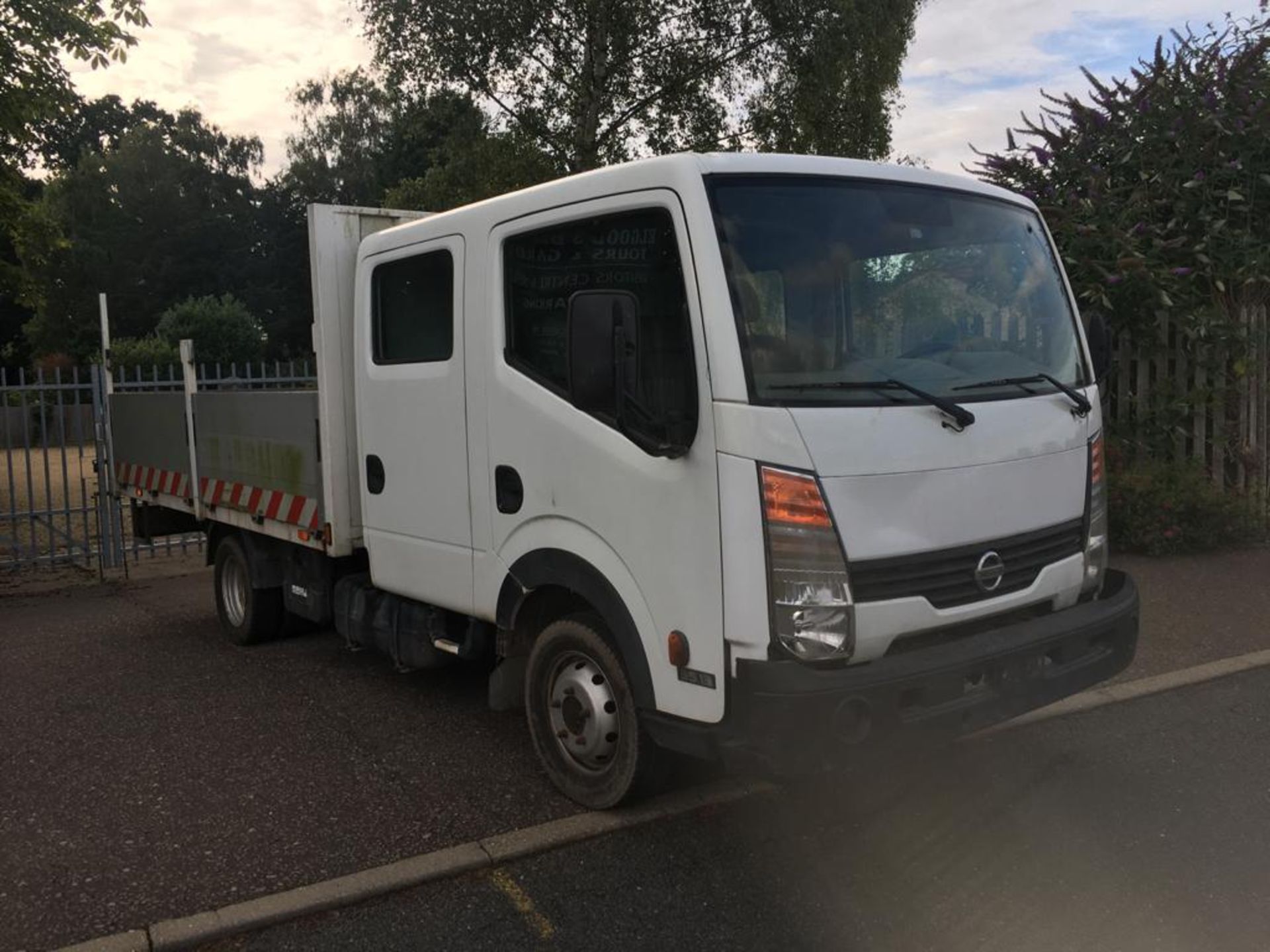 NISSAN CABSTER DROPSIDES **LHD**