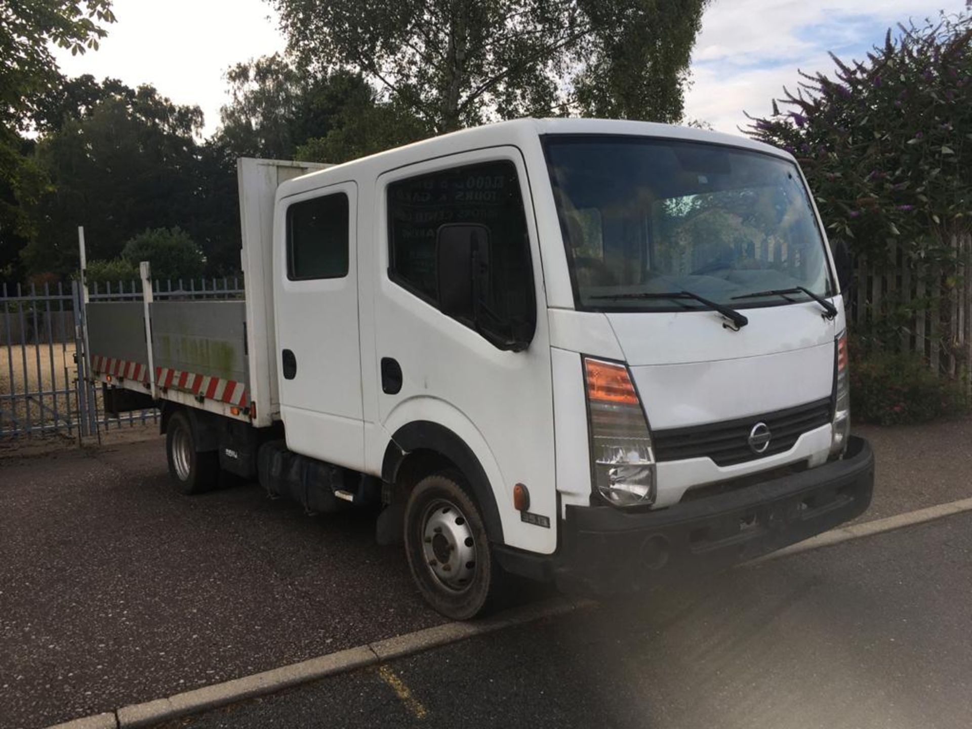 NISSAN CABSTER DROPSIDES **LHD** - Image 4 of 14