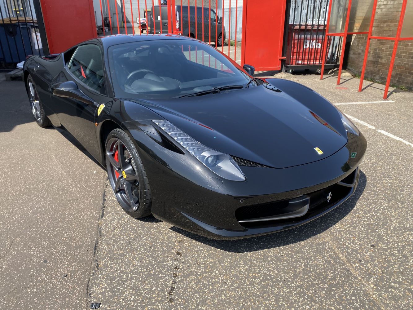 **FERRARI 458 CARBON EDITION**DIAMOND RINGS**RECOVERY TRUCKS**REPOSSESSION & AUTHORITY VEHICLES **