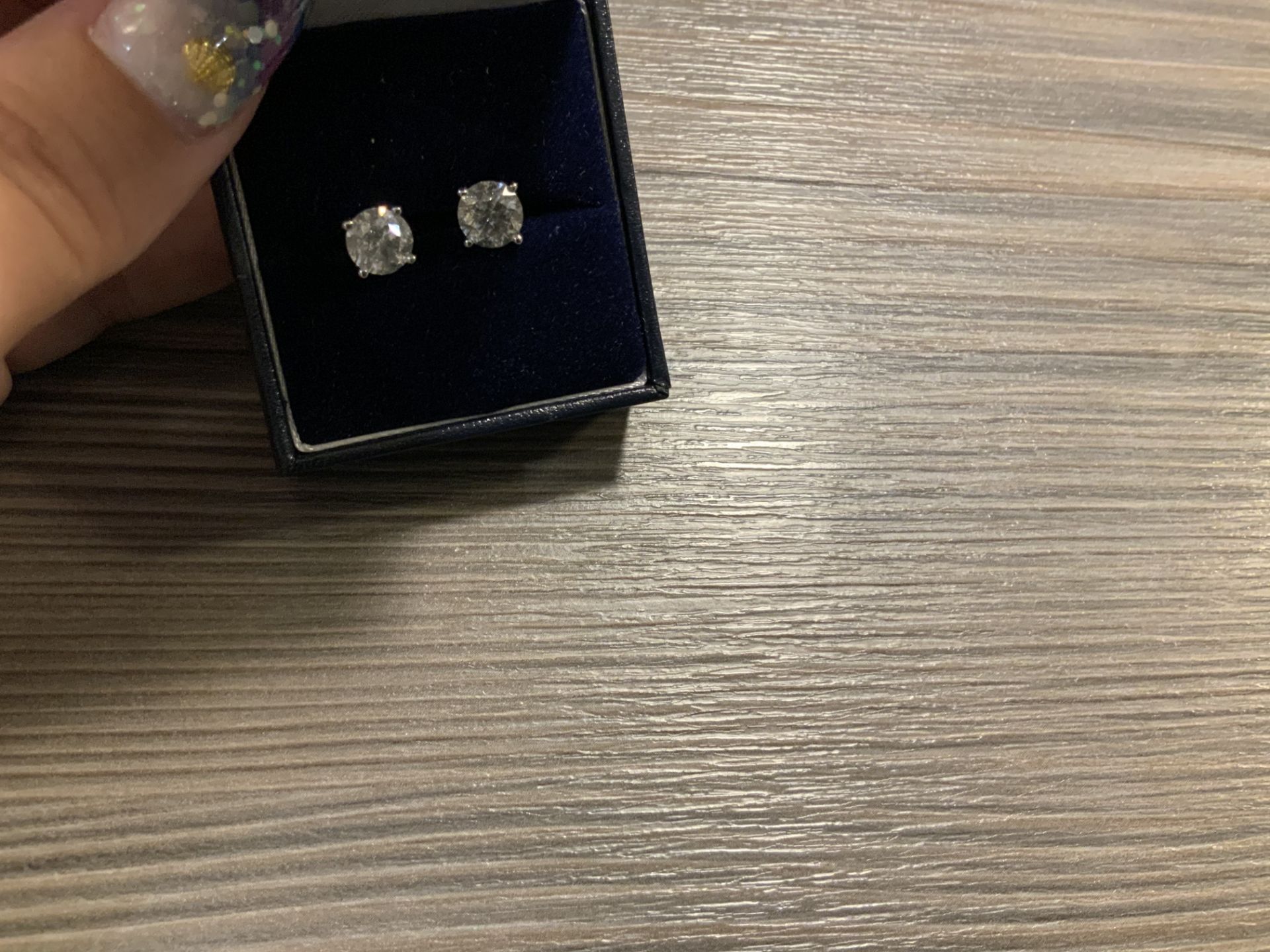 2.98 CT APPROX DIAMOND EARINGS - Image 9 of 9