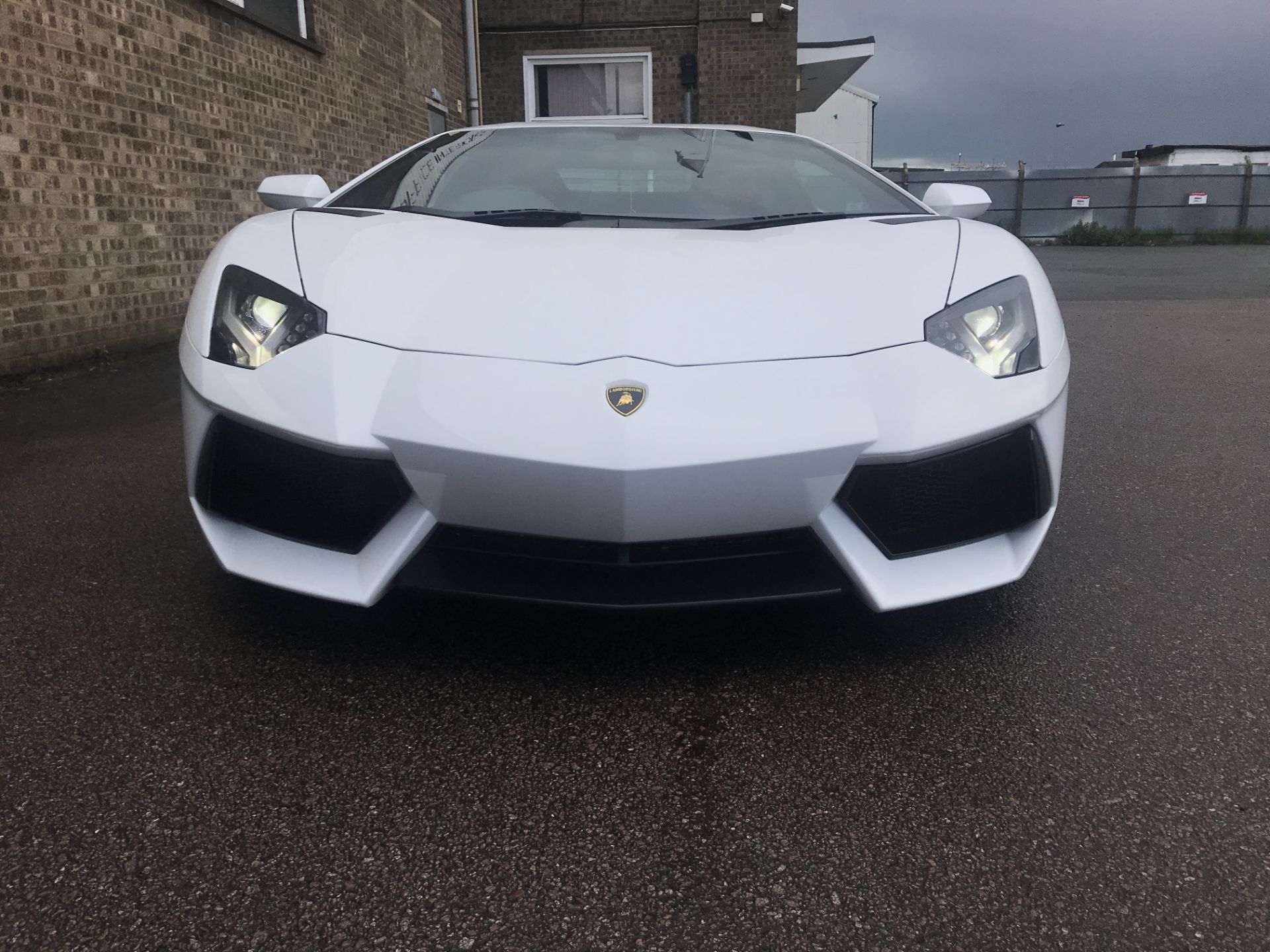 2014 LAMBORGHINI AVENTADOR LP700-4 **ONE FORMER KEEPER FROM NEW**10% BUYERS PREMIUM** - Image 3 of 35