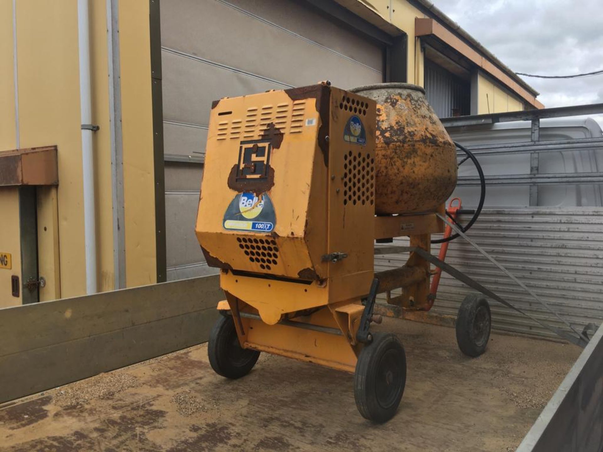 BELLE 100XT CEMENT MIXER DIESEL - Image 2 of 6