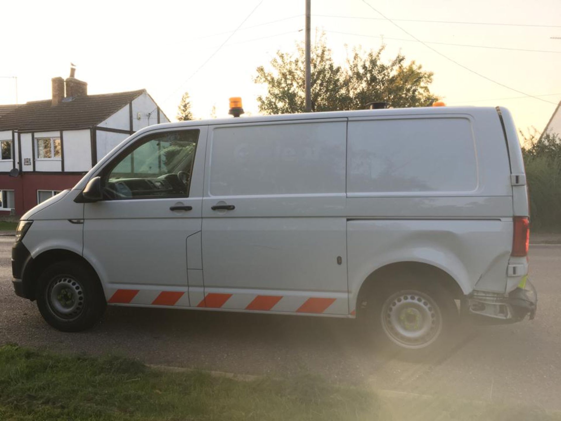 2019 VOLKSWAGEN TRANSPORTER T32 TDI T32 BMT4M - Image 5 of 30