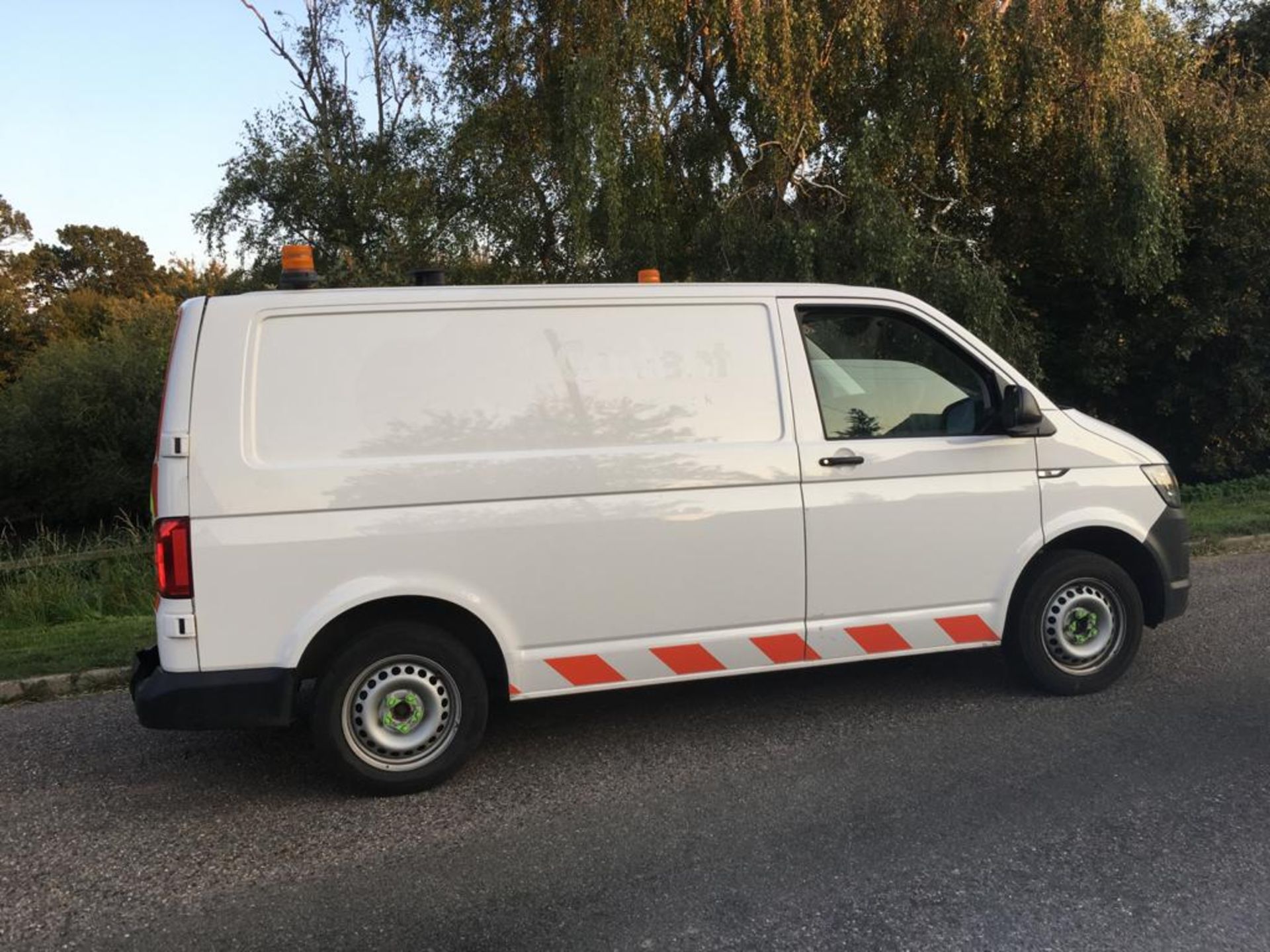 2019 VOLKSWAGEN TRANSPORTER T32 TDI T32 BMT4M - Image 4 of 30