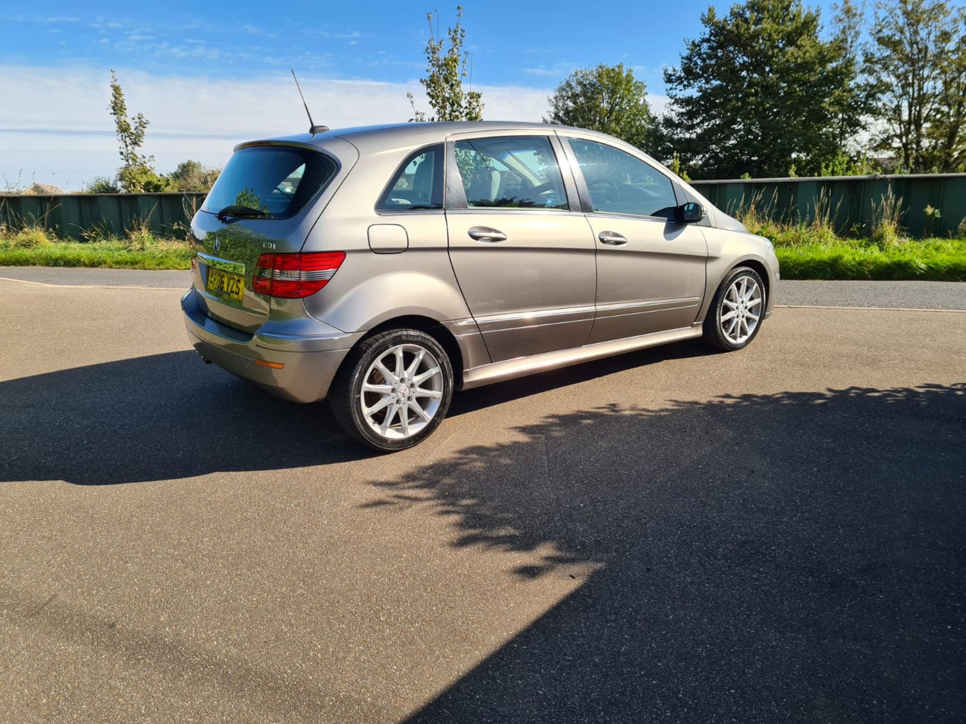 2006 MERCEDES BENZ B180 CDI - Image 3 of 21