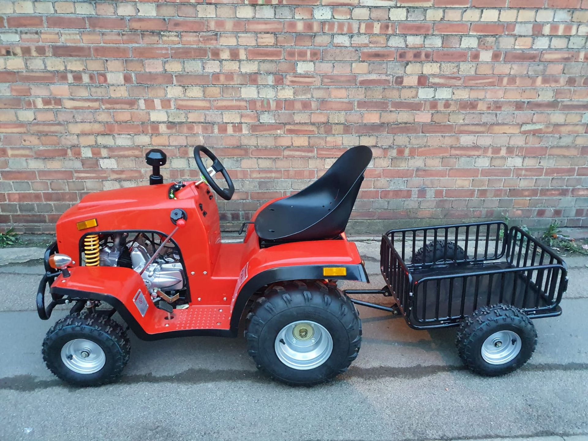 MASSEY FERGUSON MINI TRACTOR AND TRAILER 4 STROKE PETROL - Image 2 of 12