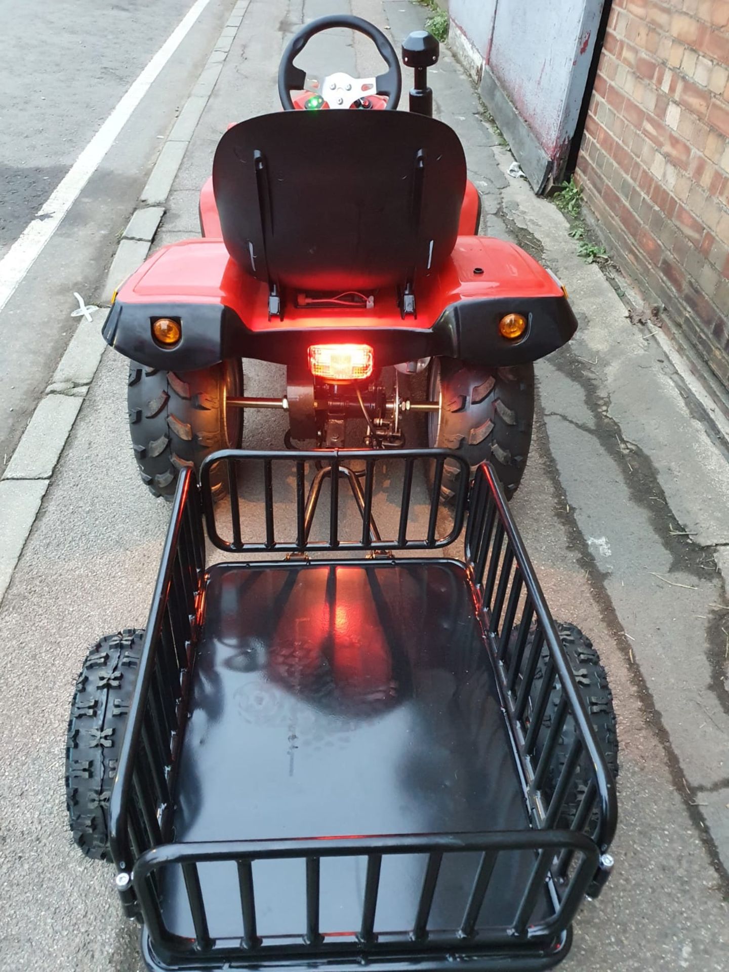 MASSEY FERGUSON MINI TRACTOR AND TRAILER 4 STROKE PETROL - Image 8 of 12