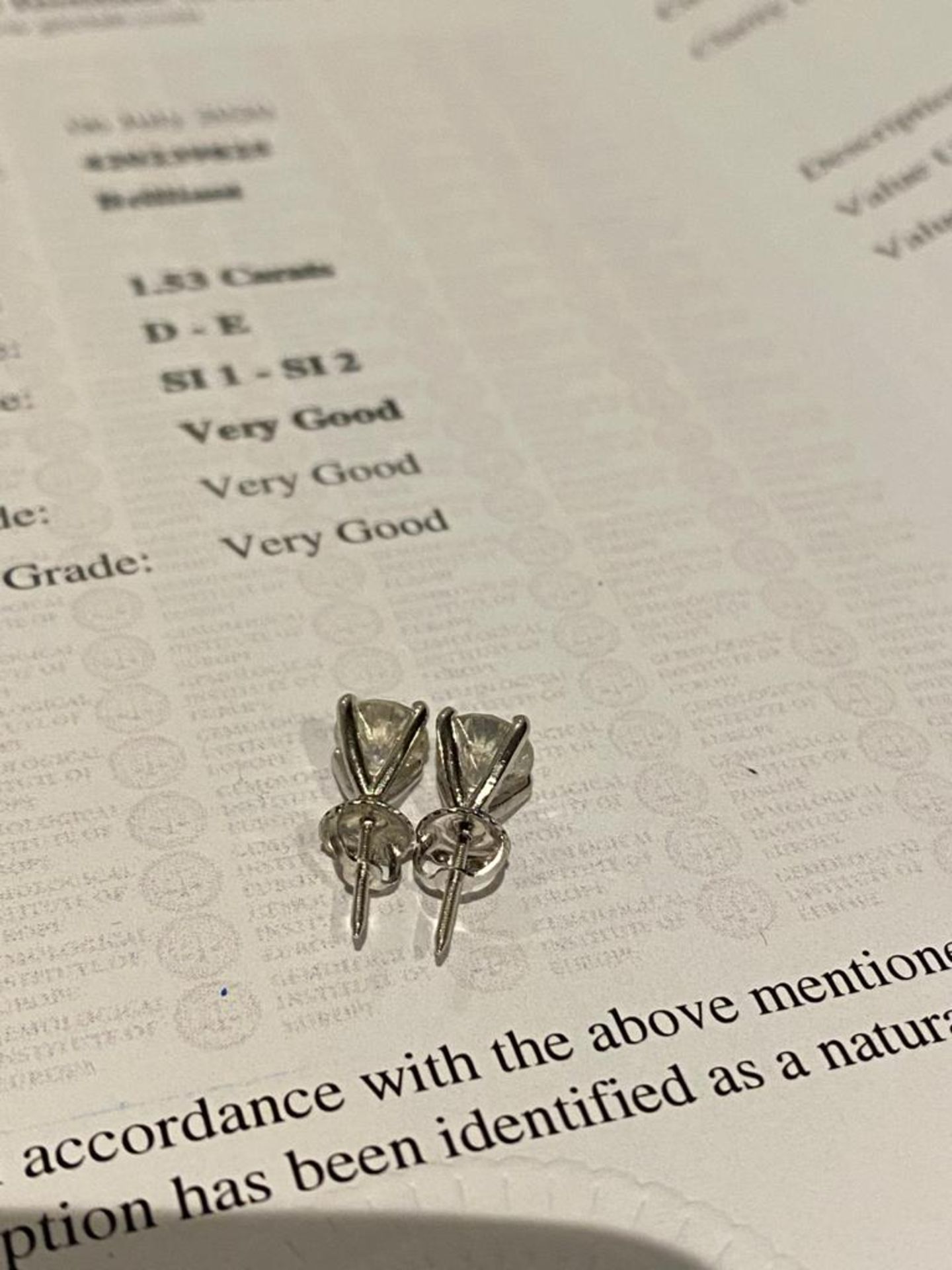 1.53 CT DIAMOND EARRINGS - Image 3 of 3