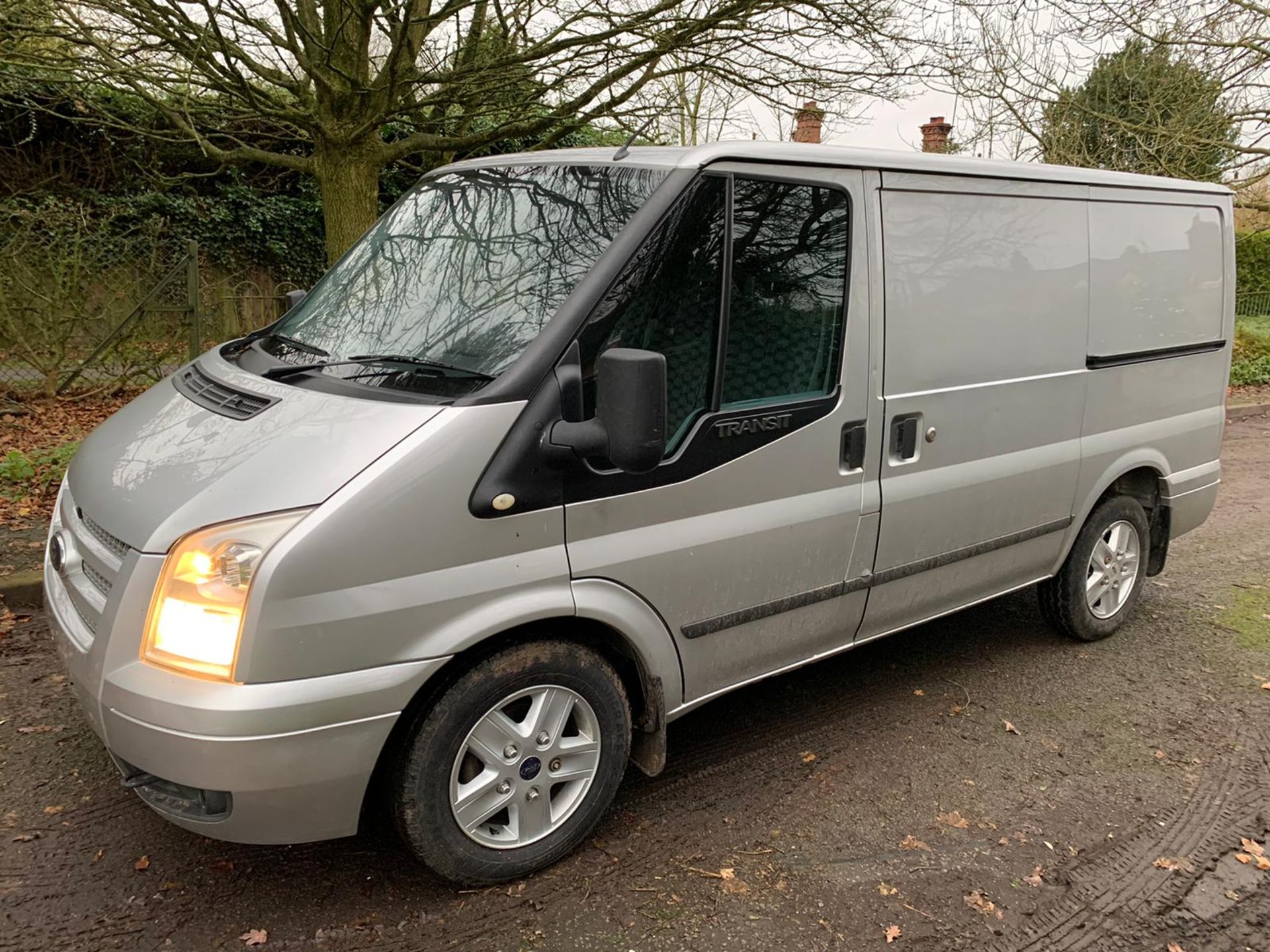 2012 FORD TRANSIT T280 LIMITED VAN - Image 4 of 23