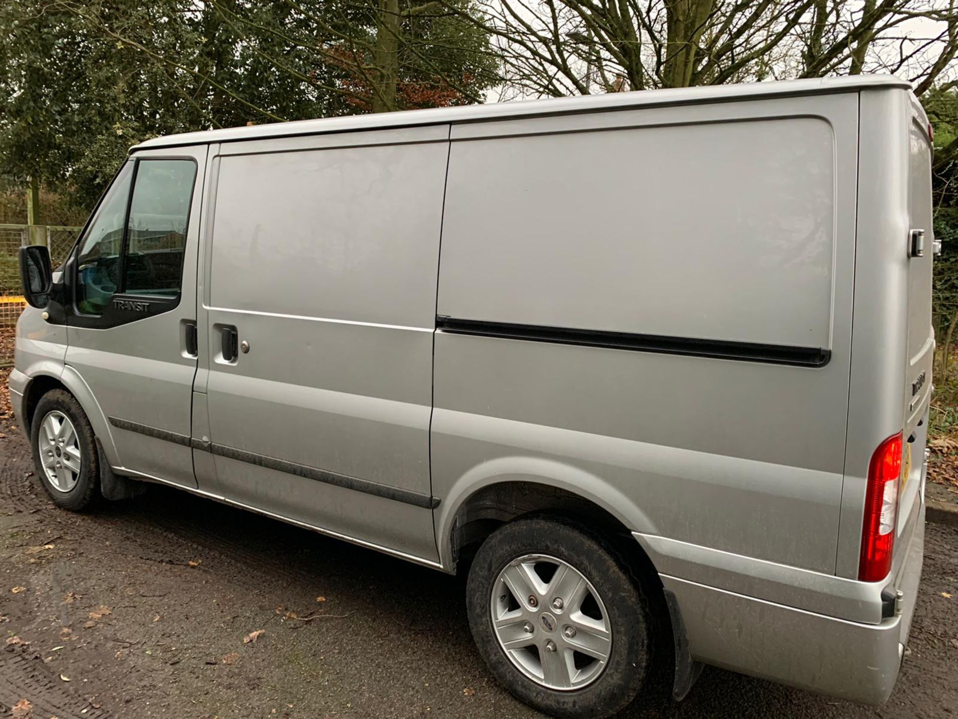 2012 FORD TRANSIT T280 LIMITED VAN - Image 9 of 23