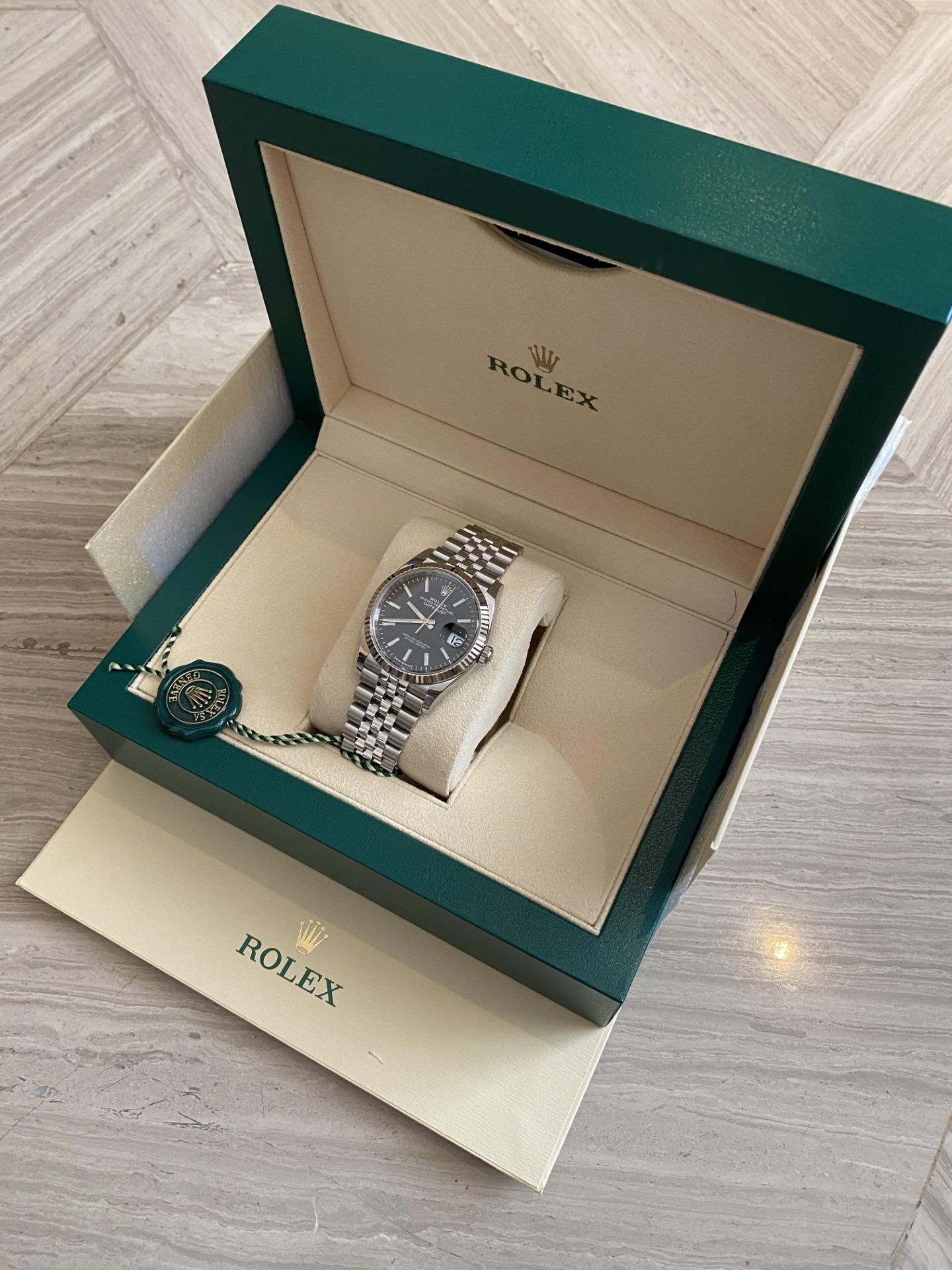 2020 ROLEX DATEJUST 36 OYSTERSTEEL 36MM AND WHITE GOLD - Image 4 of 10