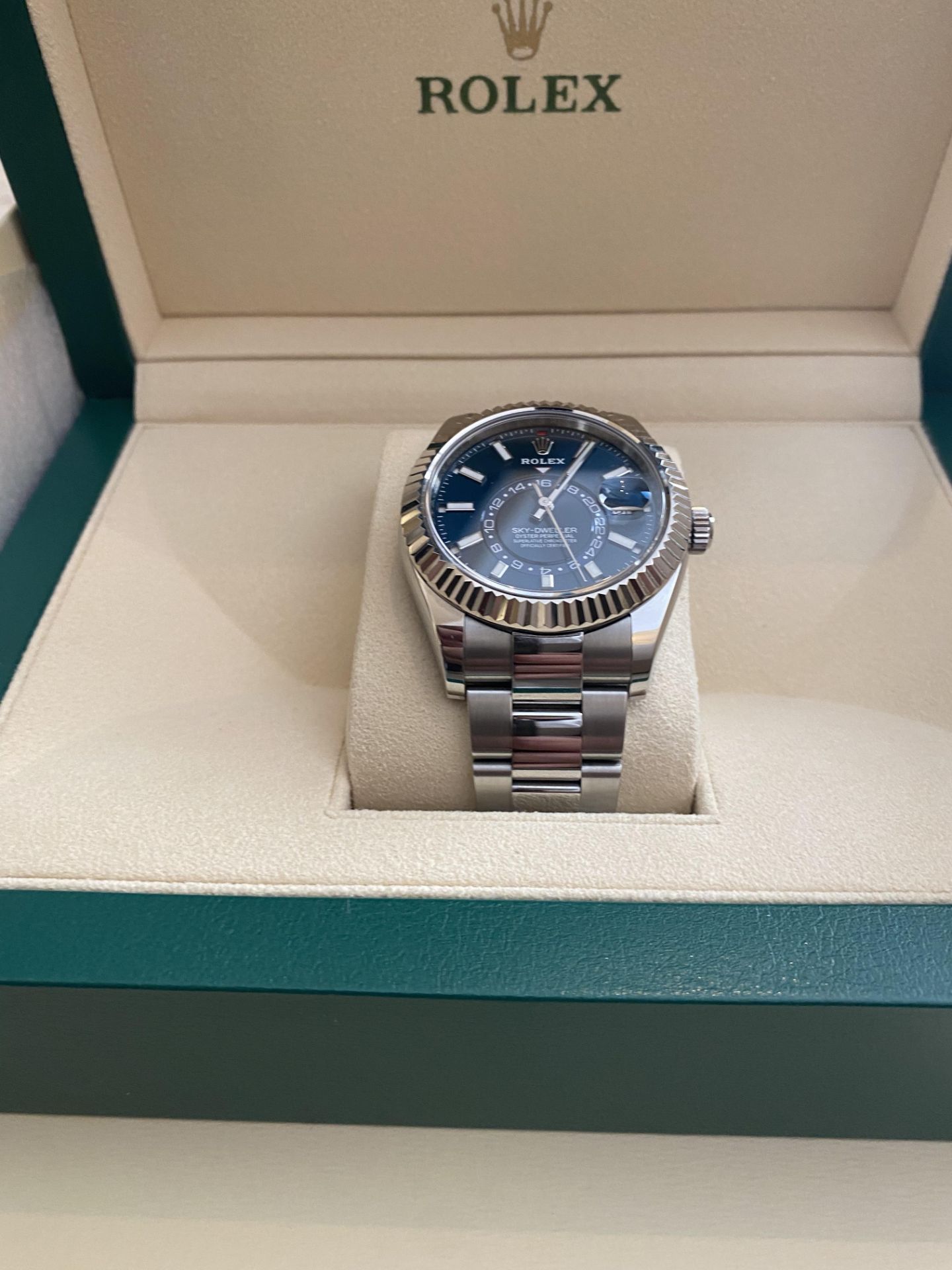 2018 ROLEX SKY DWELLER OYSTER 42MM OYSTERSTEEL & WHITE GOLD **BLUE DIAL** - Image 3 of 12