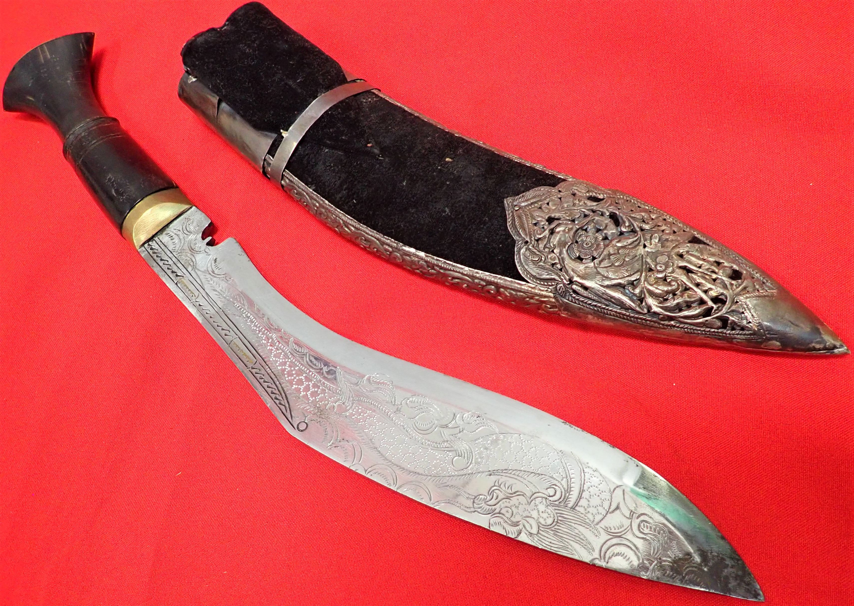 1960’s 2nd Royal Gurkha Rifles regimental presentation kothimora kukri, knife & scabbard. - Image 6 of 11