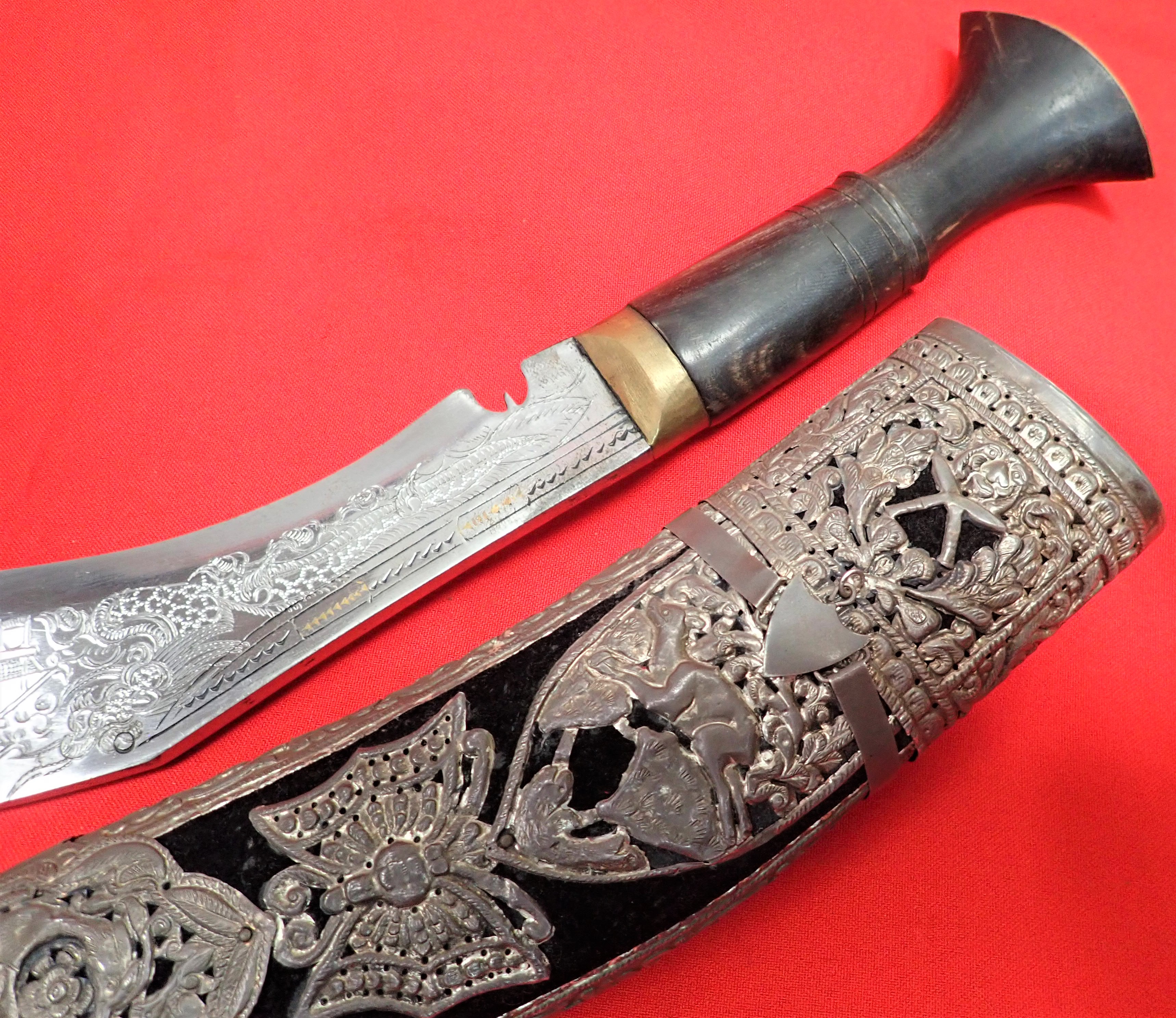 1960’s 2nd Royal Gurkha Rifles regimental presentation kothimora kukri, knife & scabbard.