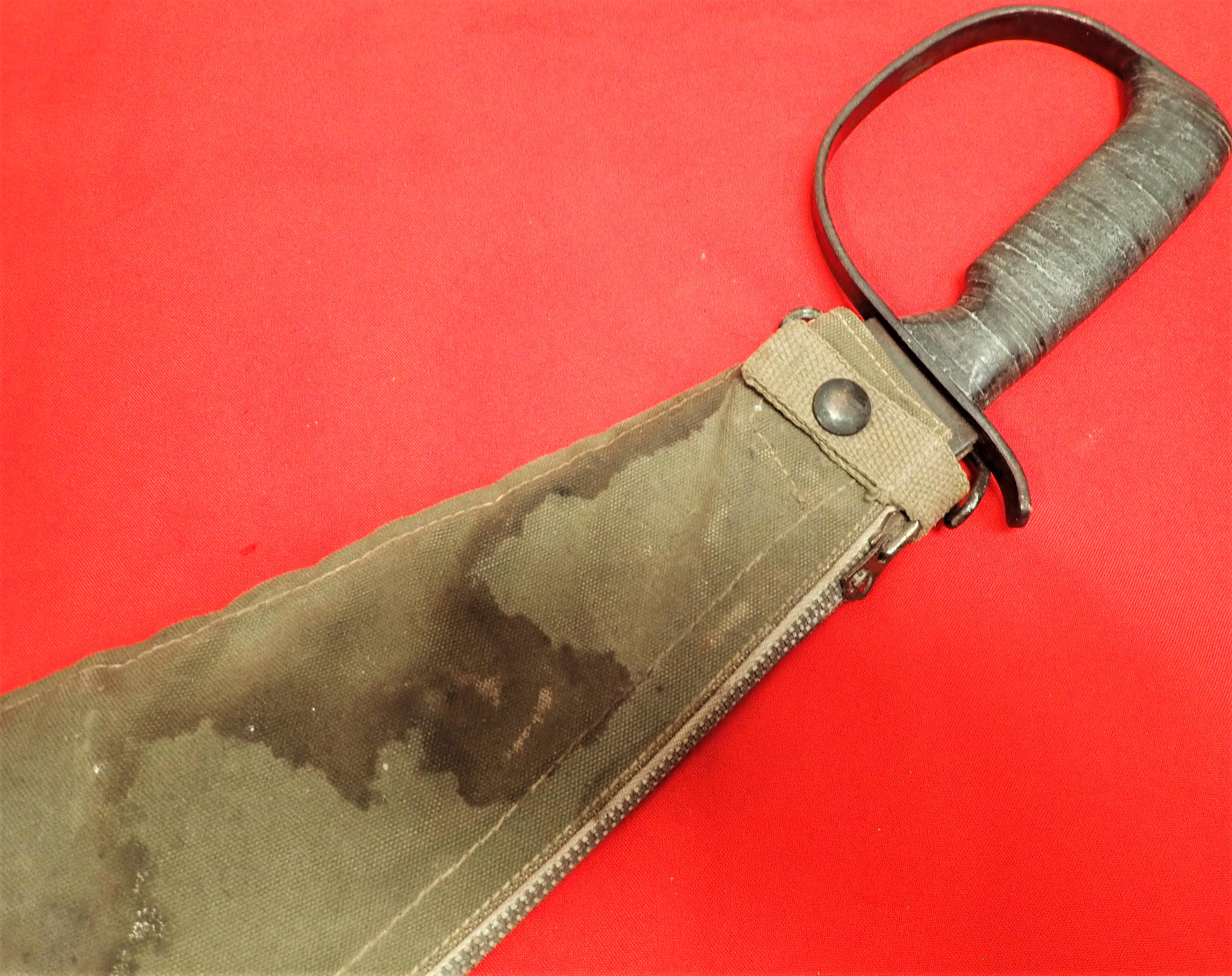 WW2 U.S. woodsman’s pal fighting machete knife with sheath & grindstone - Image 11 of 12