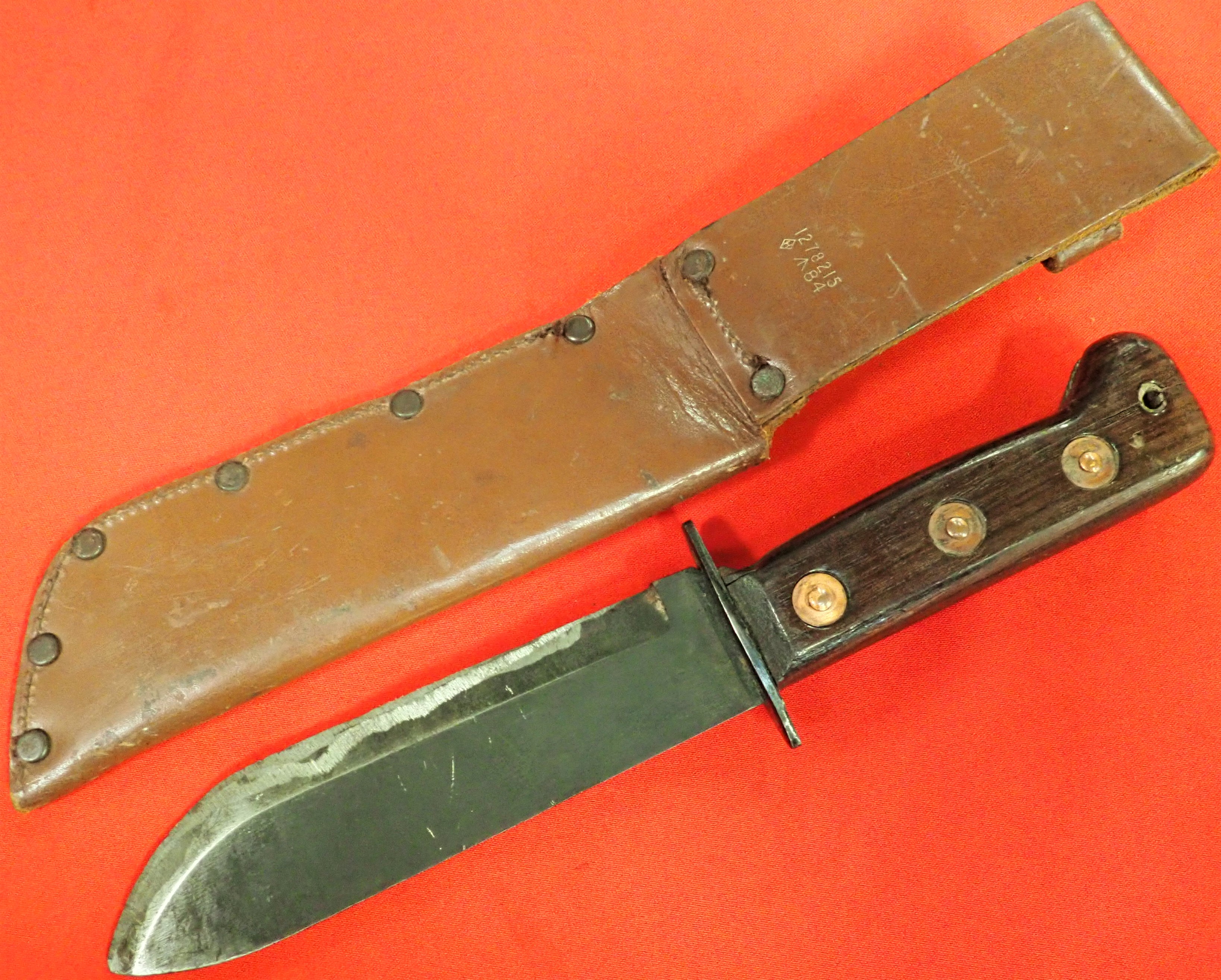 1984 British utility combat knife with MoD numbered scabbard. - Image 4 of 8