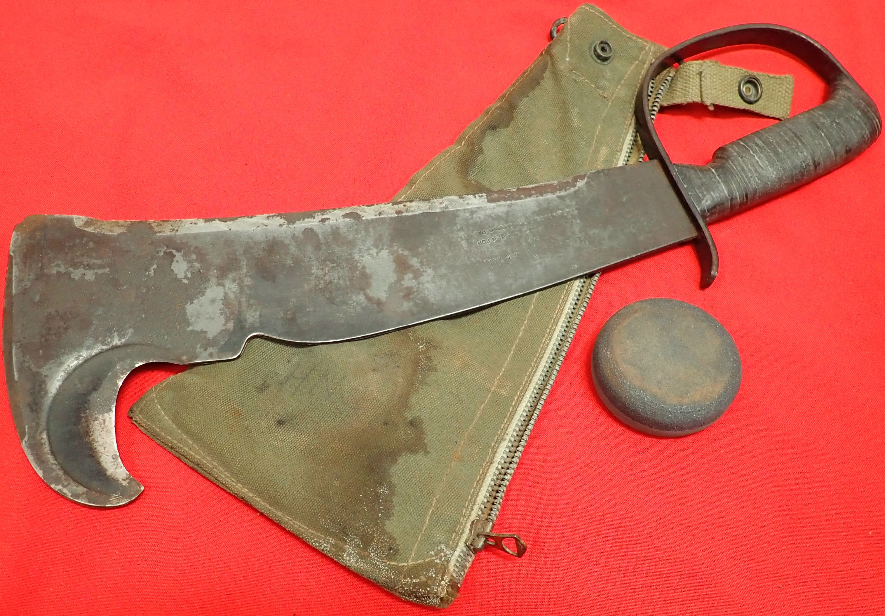 WW2 U.S. woodsman’s pal fighting machete knife with sheath & grindstone