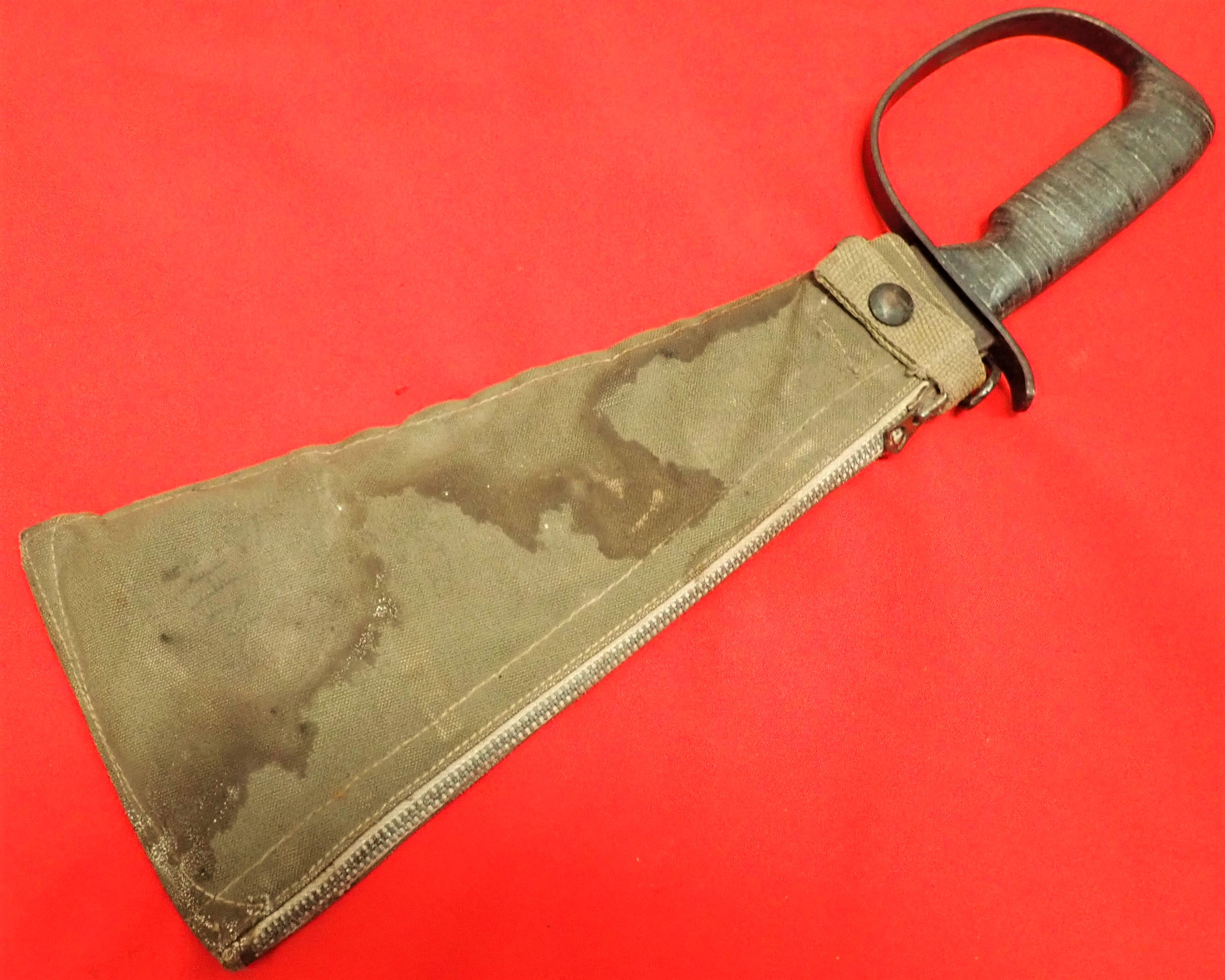 WW2 U.S. woodsman’s pal fighting machete knife with sheath & grindstone - Image 12 of 12