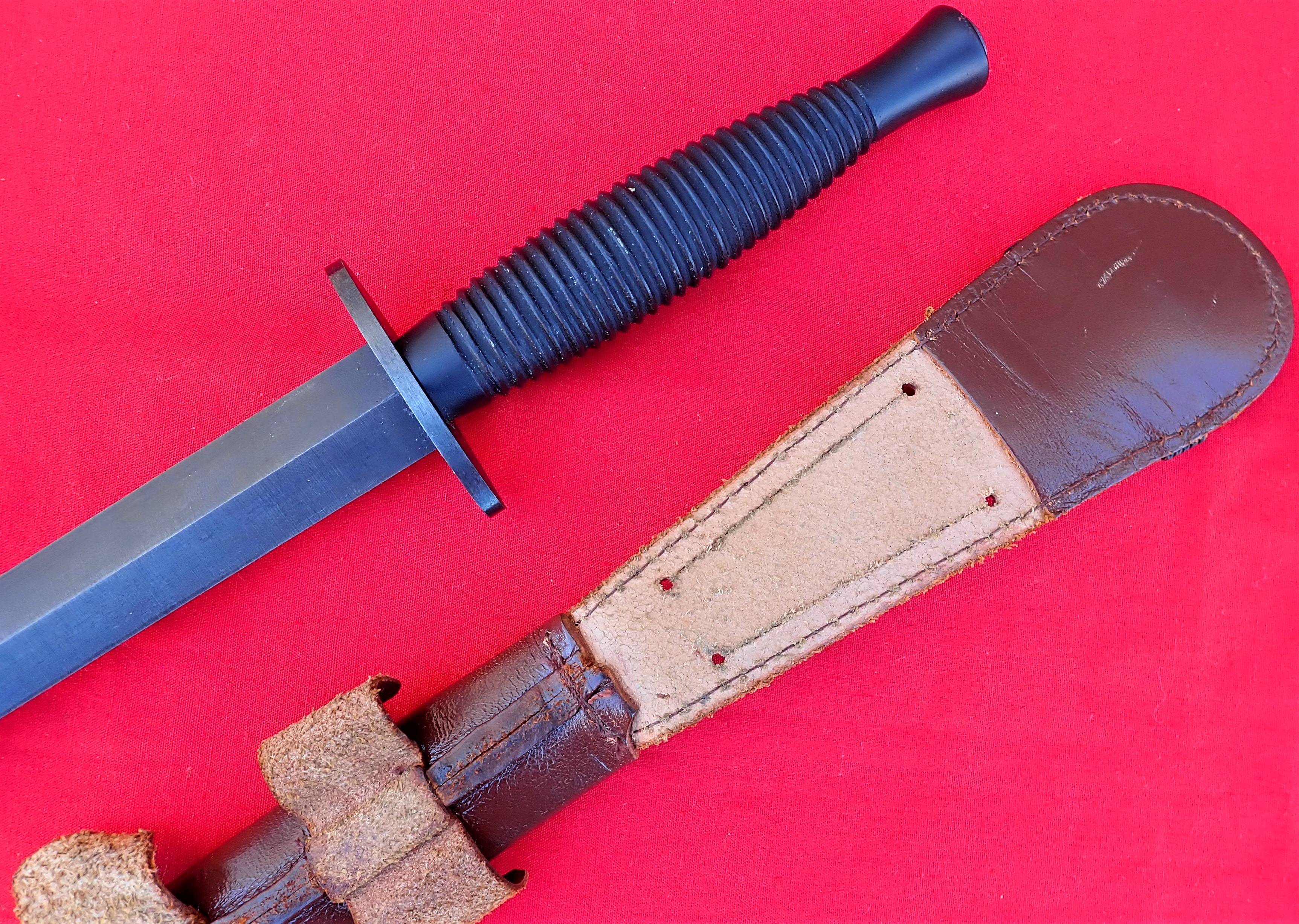 1980’s Falklands War era Fairbairn & Sykes fighting knife by Wilkinson Sword Co. - Image 6 of 9