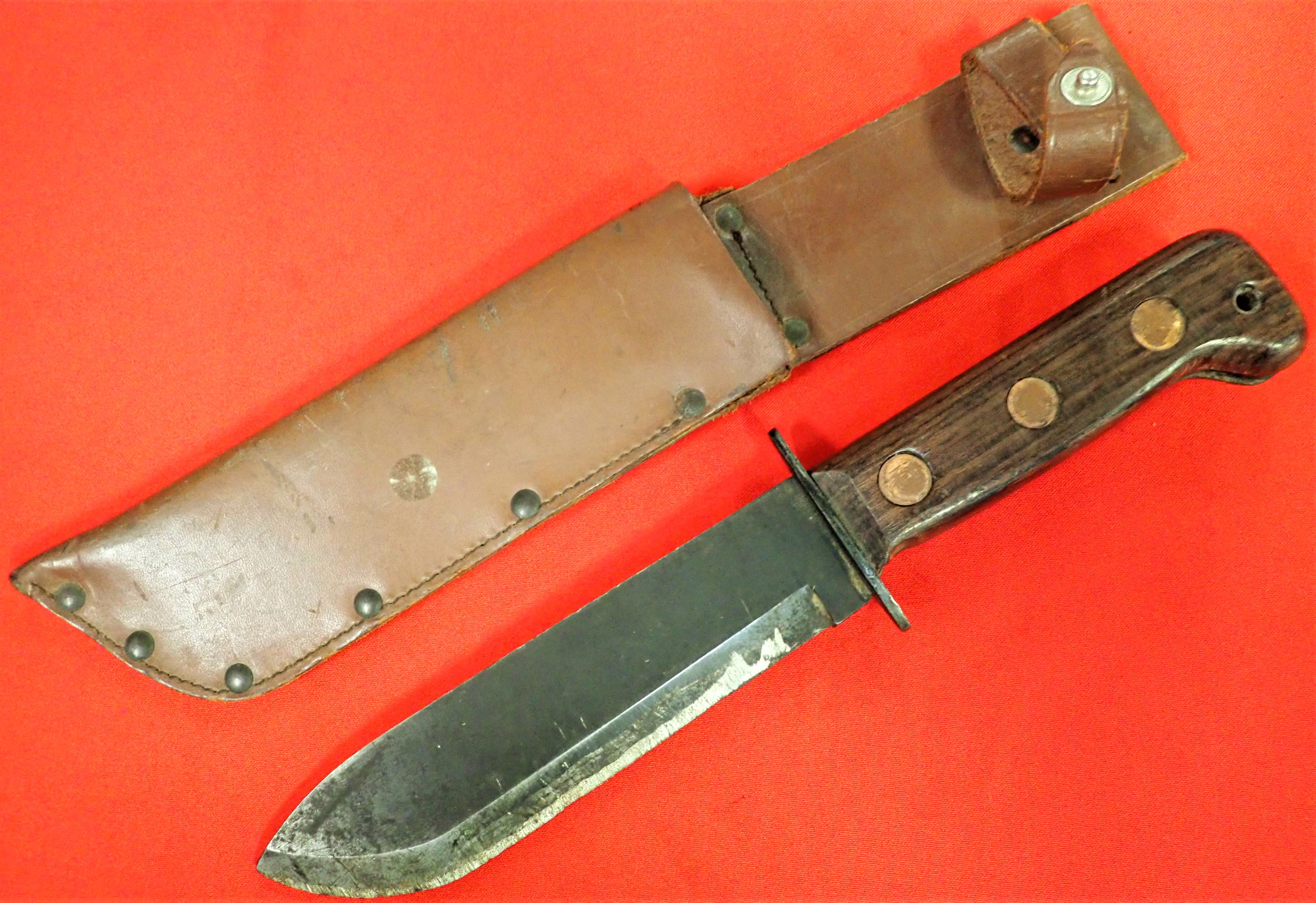 1984 British utility combat knife with MoD numbered scabbard. - Image 2 of 8