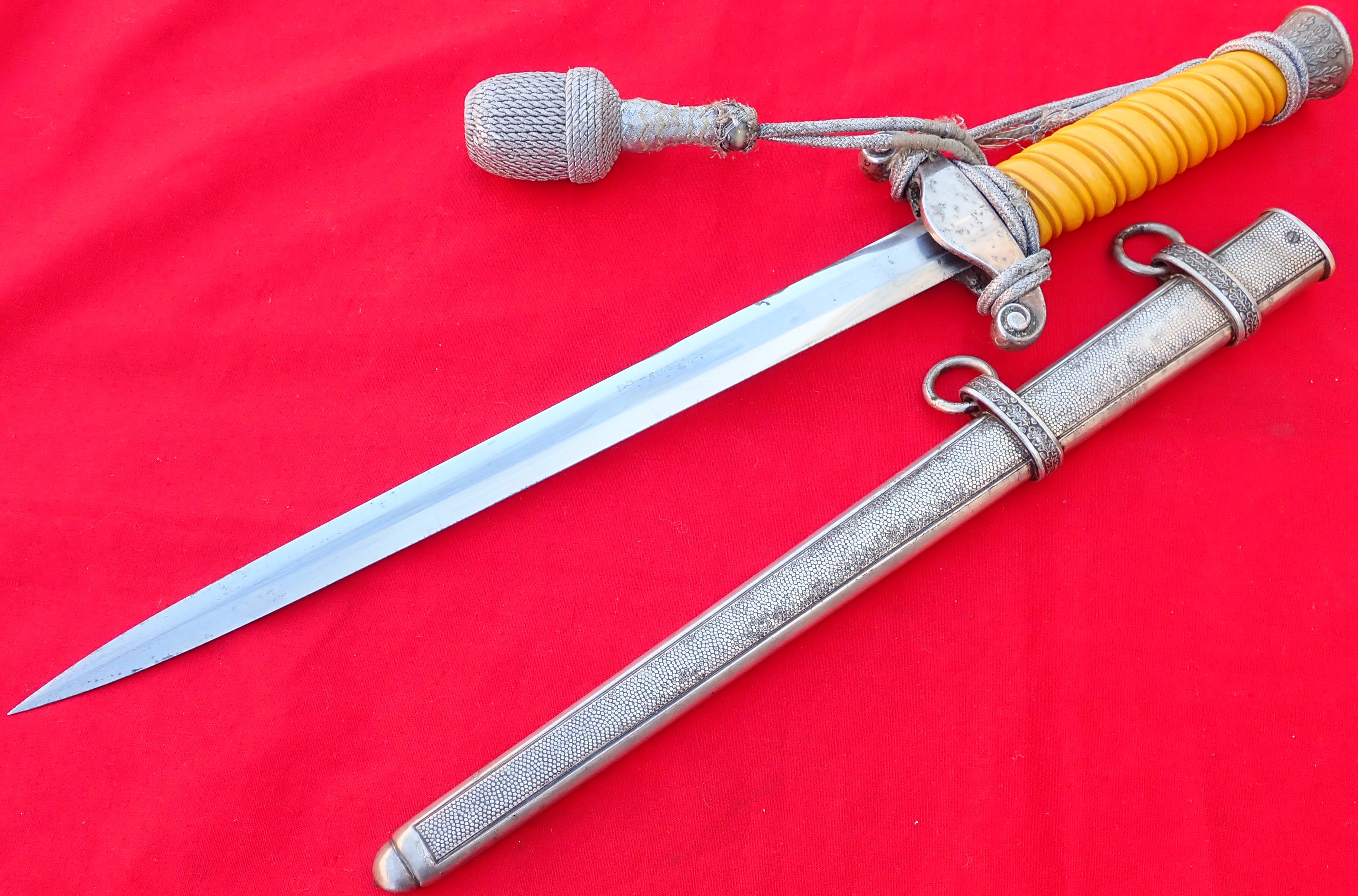 WW2 German Army officer’s dagger, scabbard & knot - Image 4 of 8