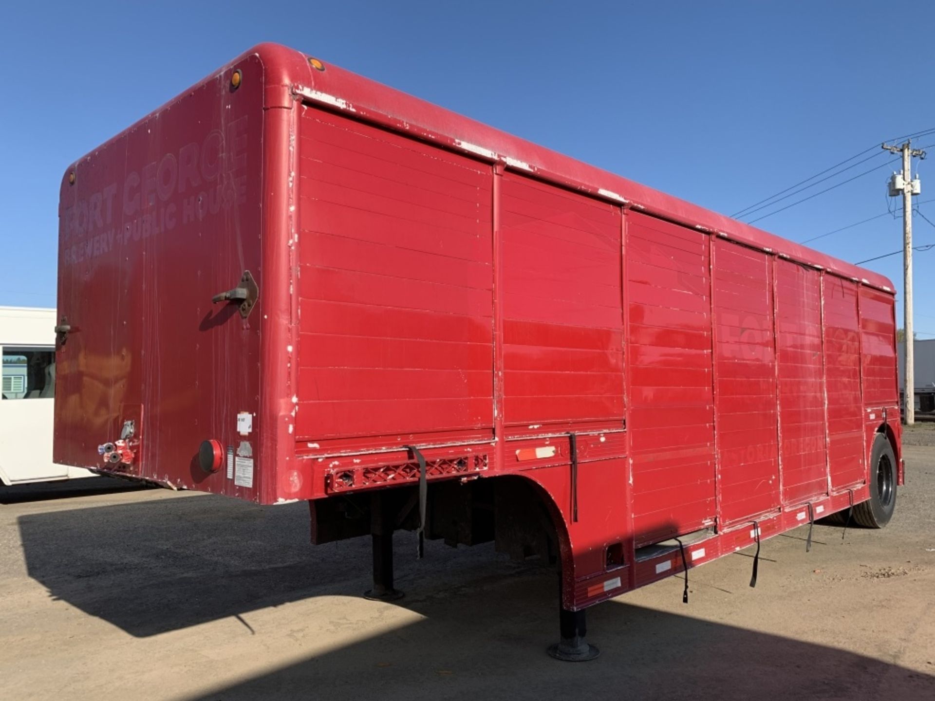 1981 14-Bay Beverage Trailer