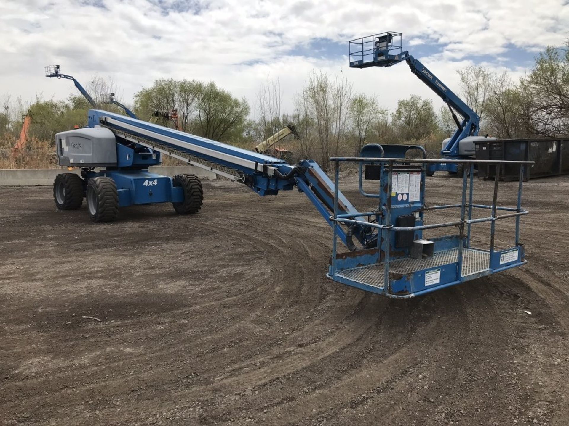 2012 Genie S85 4x4 Boom Lift - Image 4 of 17