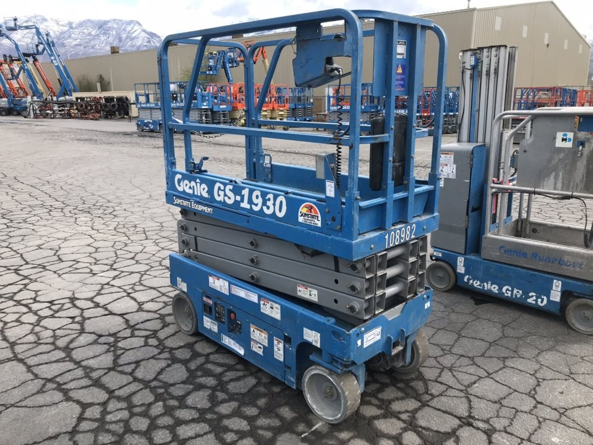 2013 Genie GS1930 Scissor Lift - Image 4 of 10