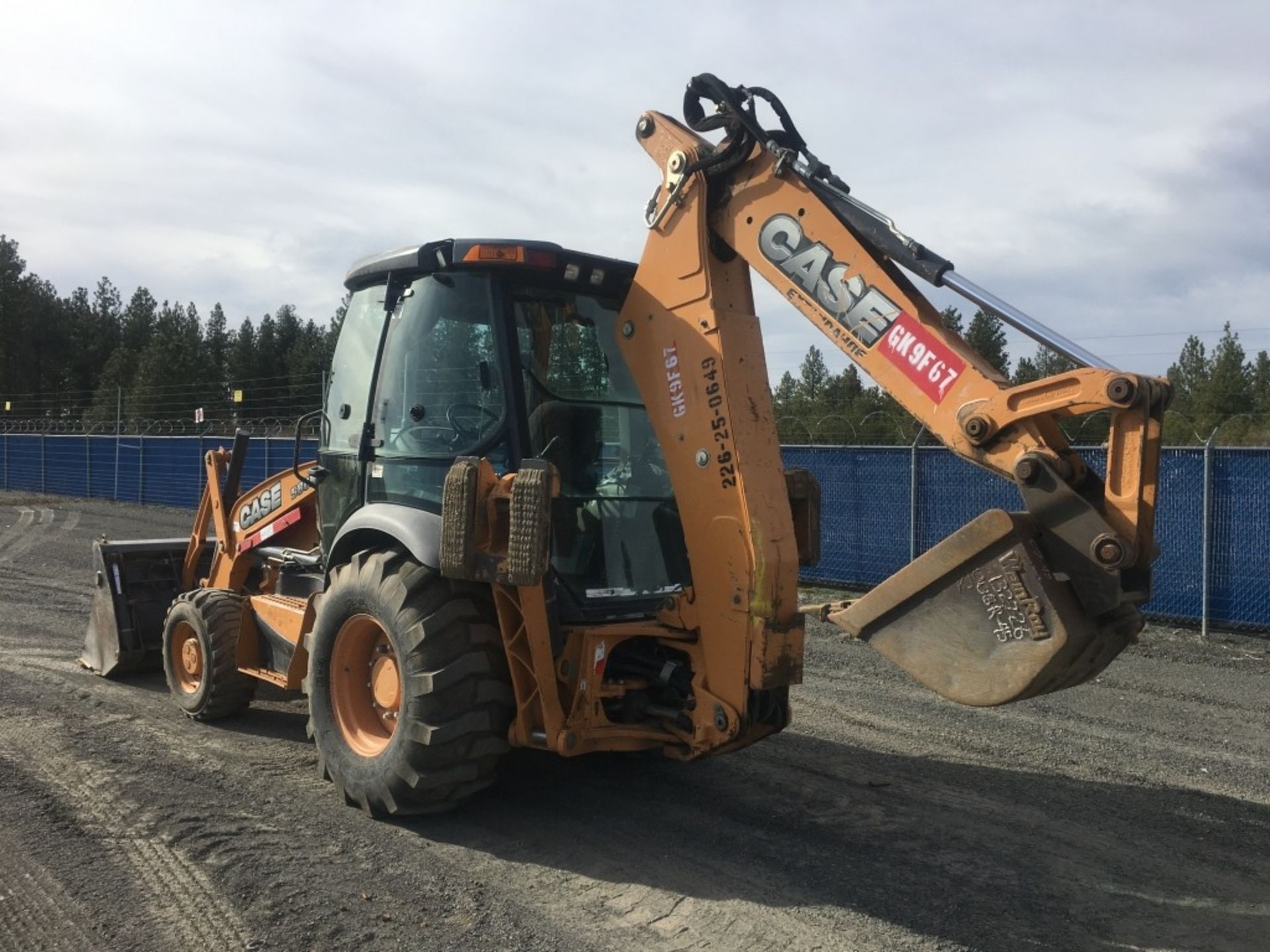 2013 Case 580N 4x4 Loader Backhoe - Image 2 of 37