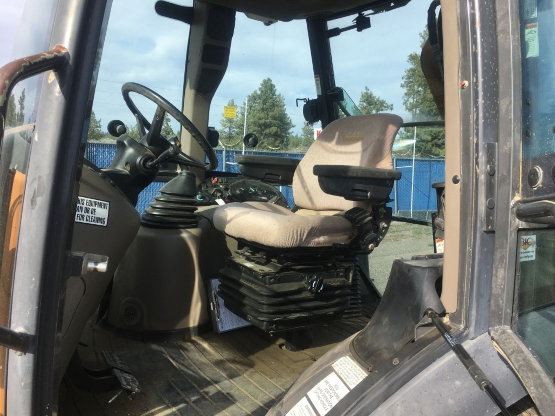 2013 Case 580N 4x4 Loader Backhoe - Image 21 of 37