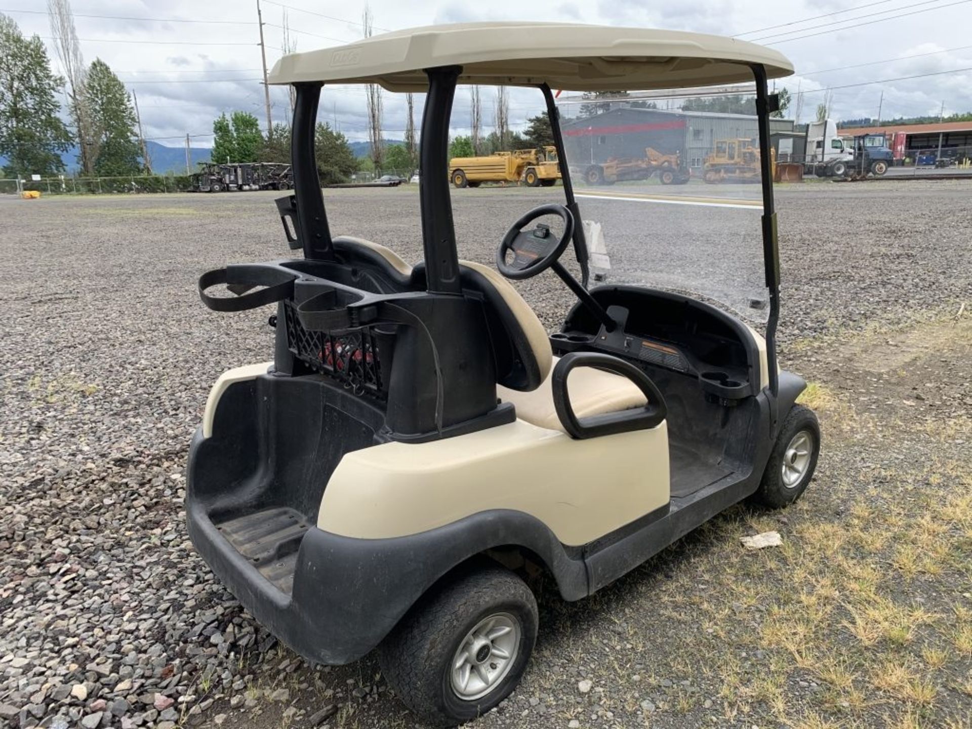 Club Car Golf Cart - Image 3 of 7