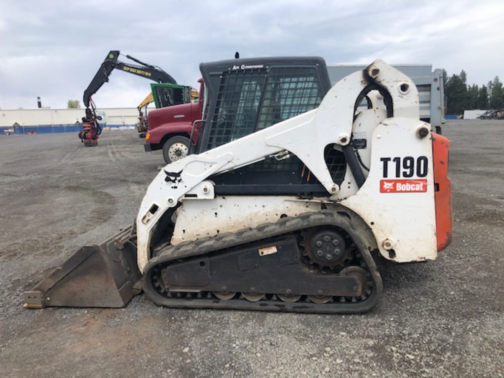 2008 Bobcat T190 Compact Track Loader - Image 4 of 22